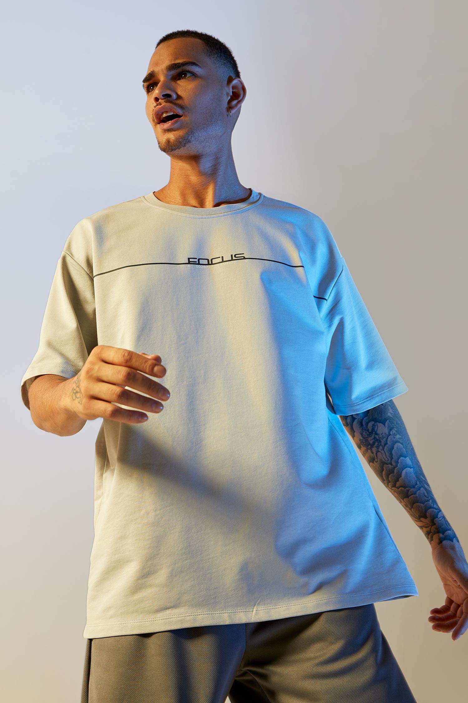 Oversize Fit Bisiklet Yaka Baskılı Kısa Kollu Tişört
