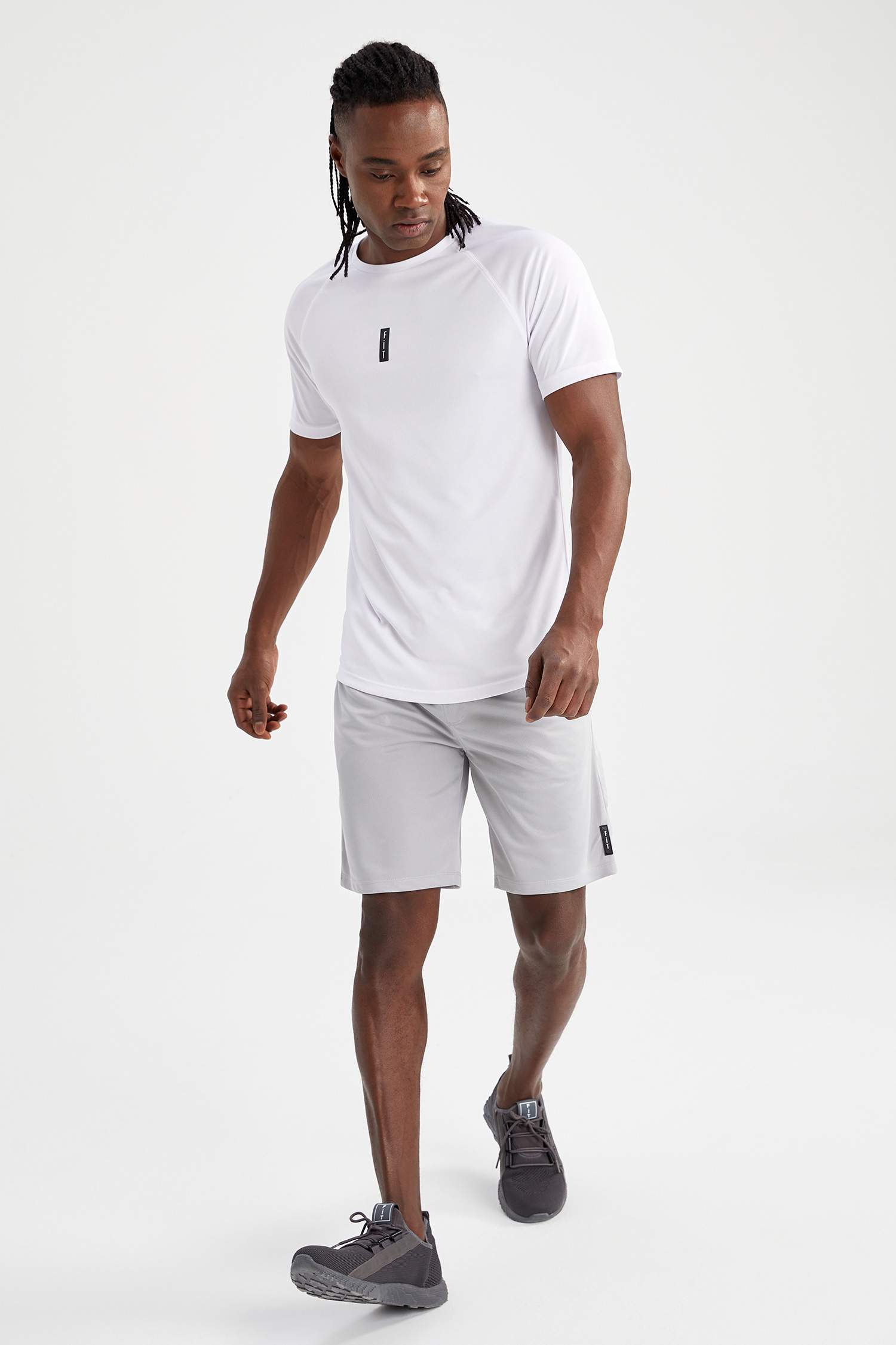 Defacto Fit Slim Fit Şort