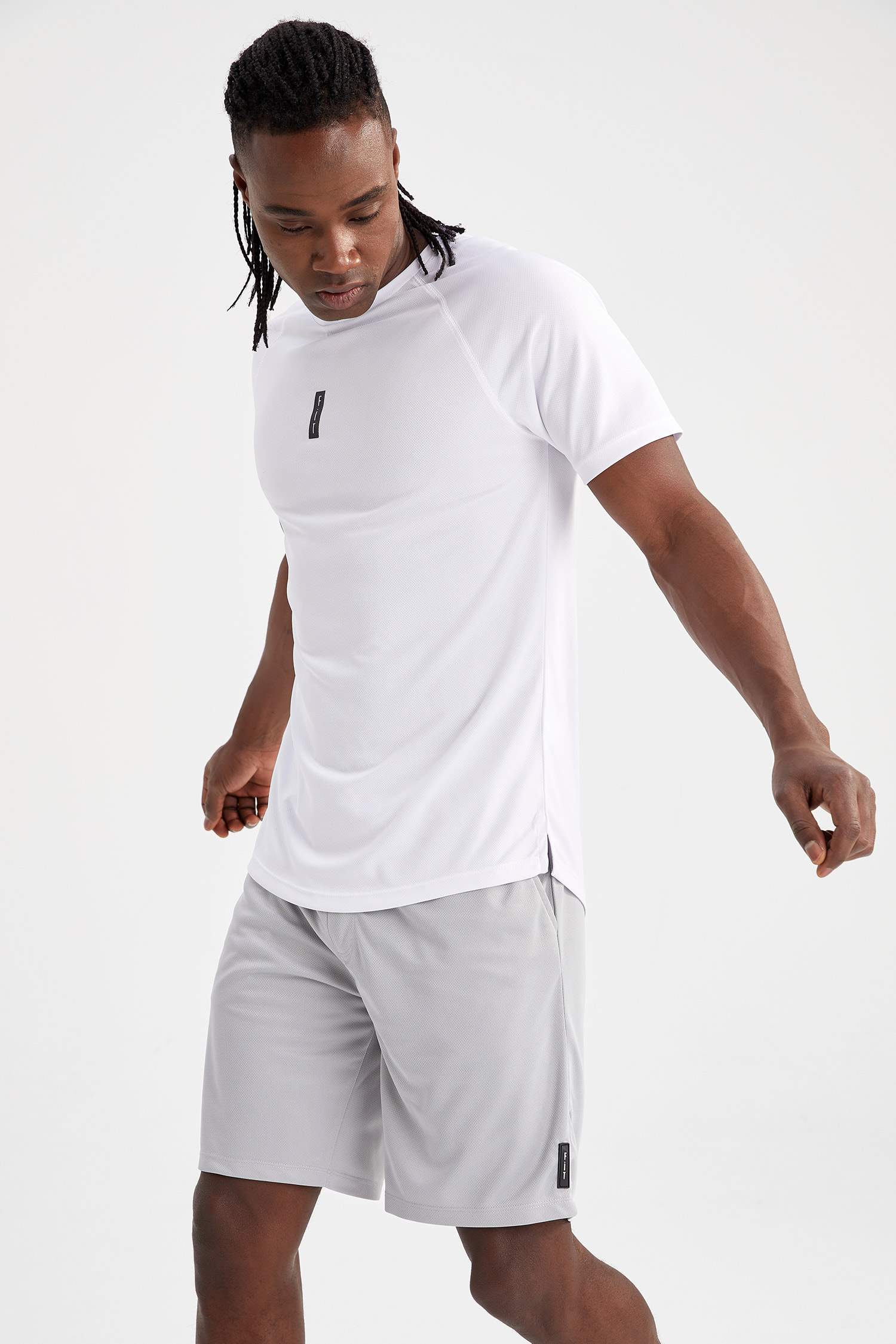 Defacto Fit Slim Fit Şort