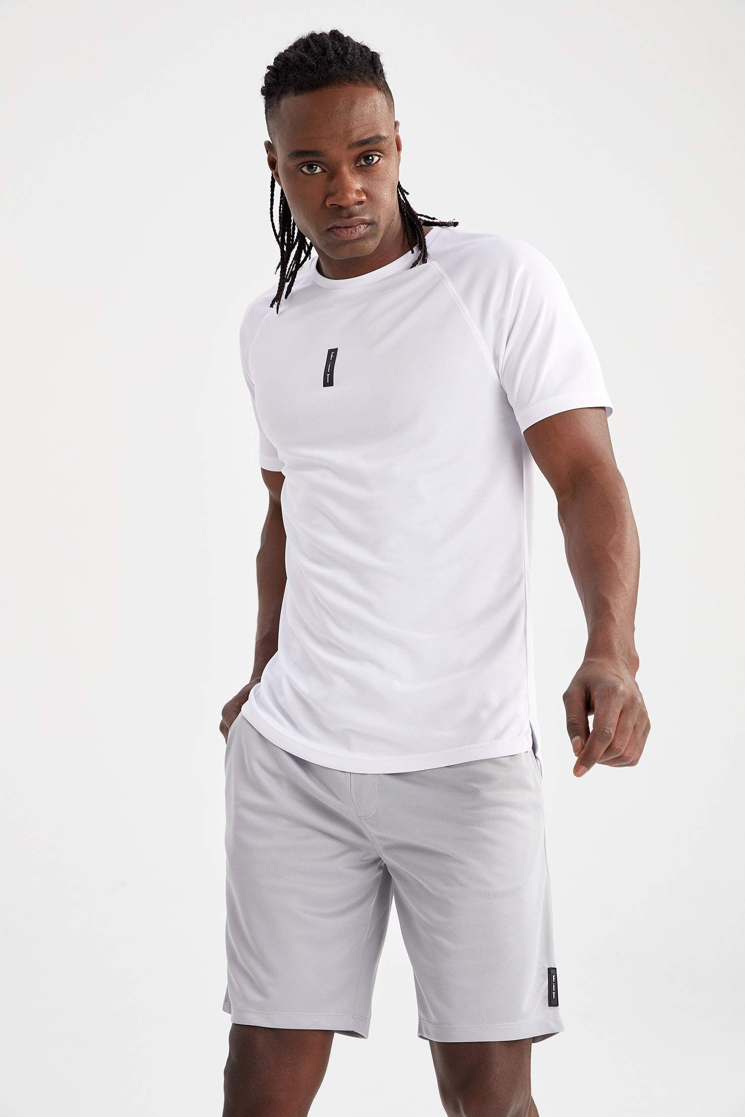 Defacto Fit Slim Fit Şort