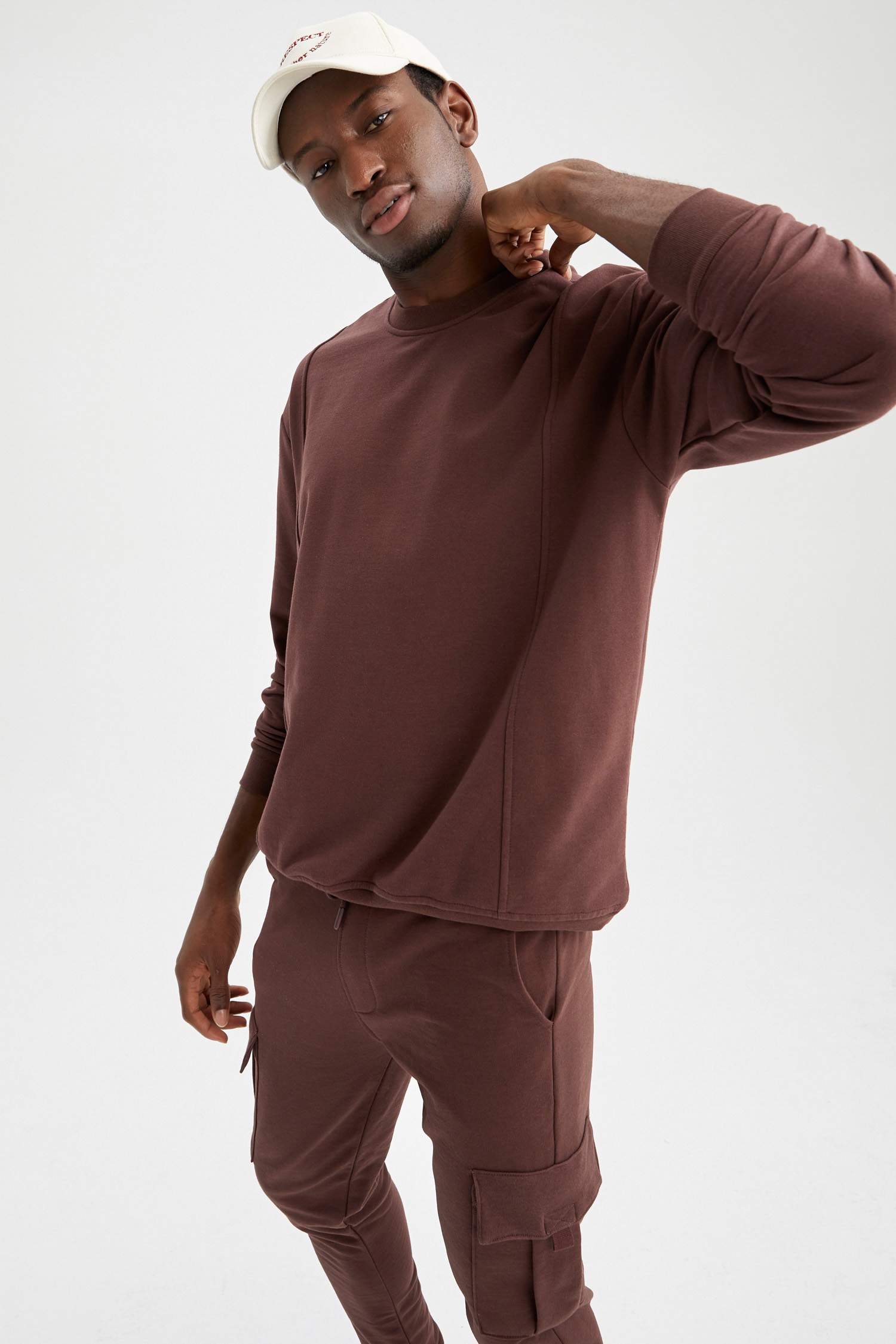 Oversize Fit Bisiklet Yaka Basic Sweatshirt