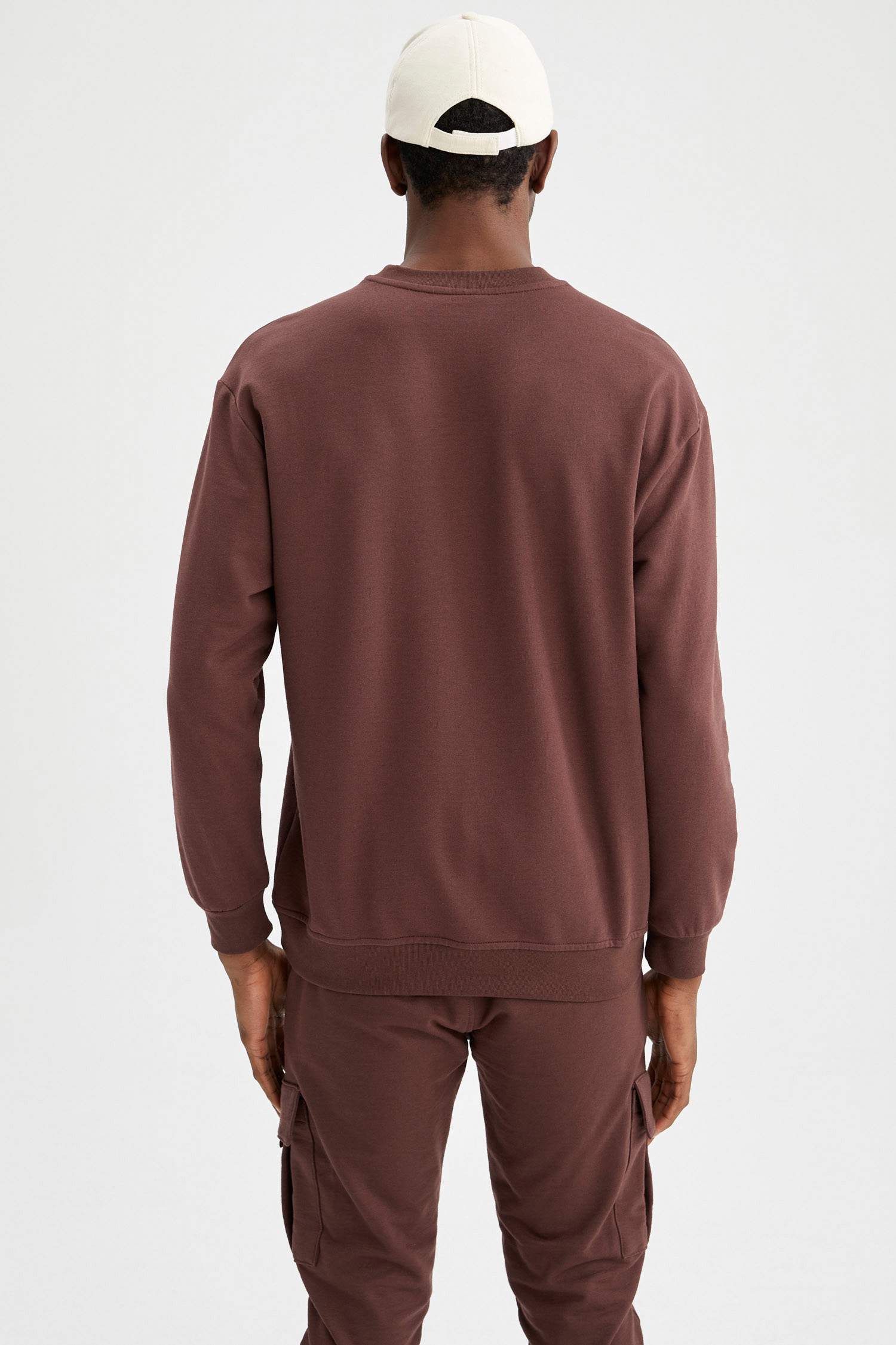 Oversize Fit Bisiklet Yaka Basic Sweatshirt