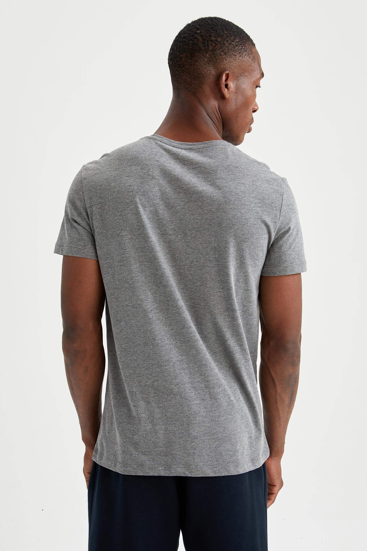 Slim Fit Bisiklet Yaka Basic Pijama Üstü
