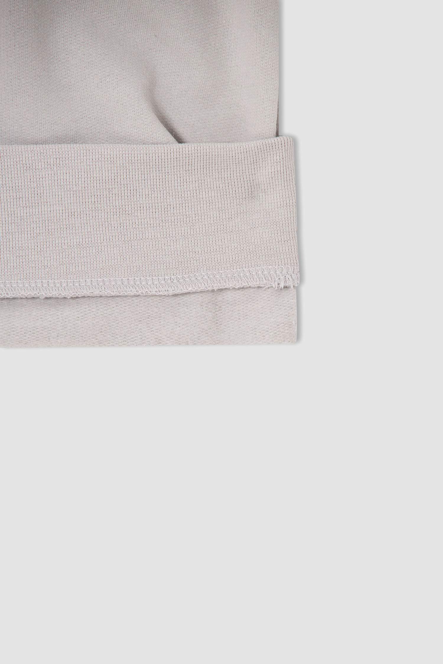 Erkek Çocuk Regular Fit Kapüşonlu Cepli Sweatshirt