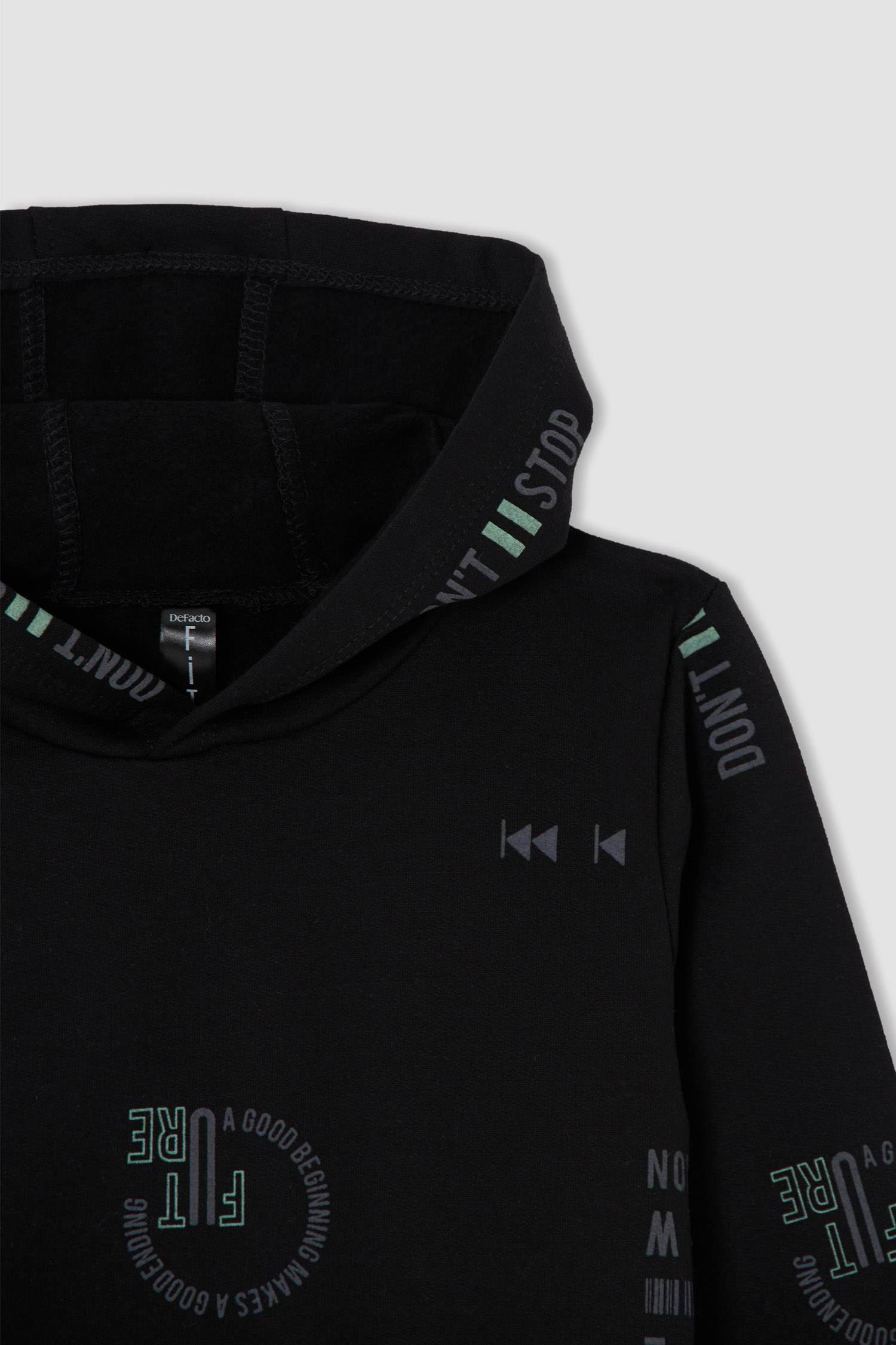 Erkek Çocuk Regular Fit Desenli Kapüşonlu Sweatshirt