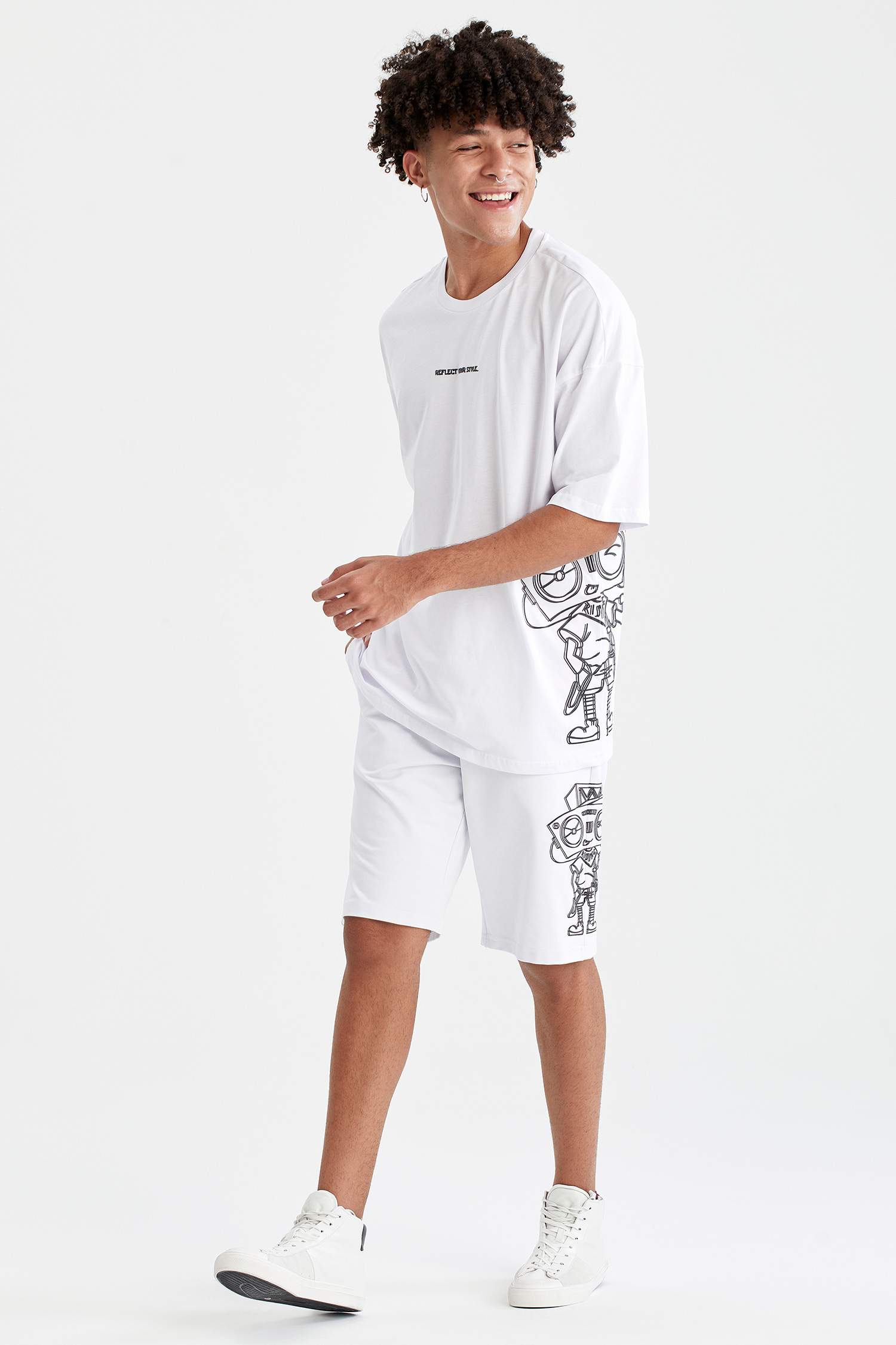 Slim Fit Baskılı Şort