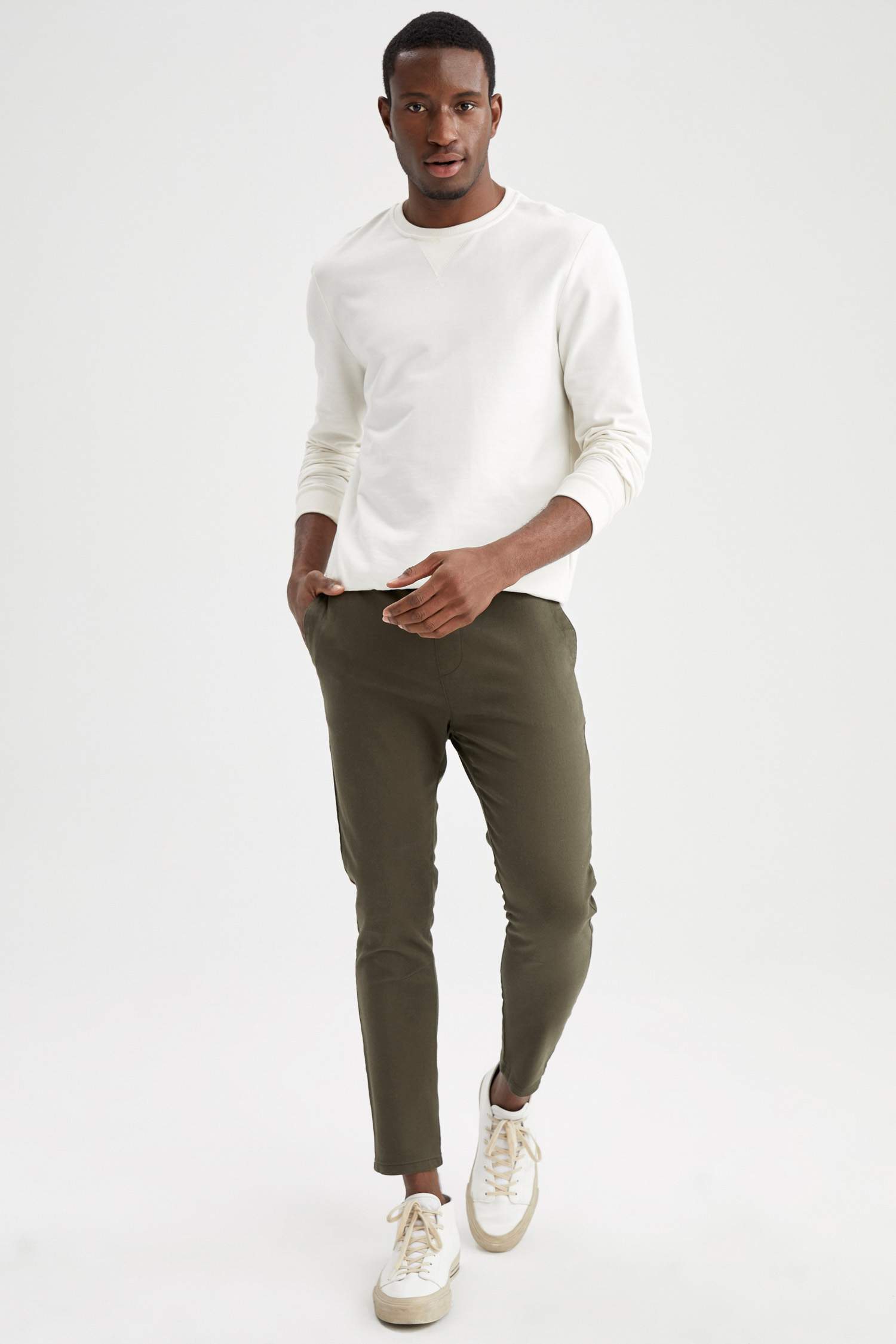 Jogger Fit Beli Bağcıklı Chino Pantolon
