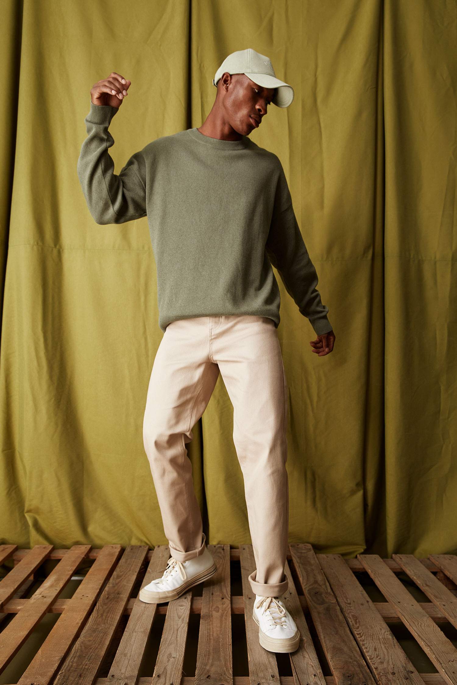 Relax Fit Basic Chino Pantolon