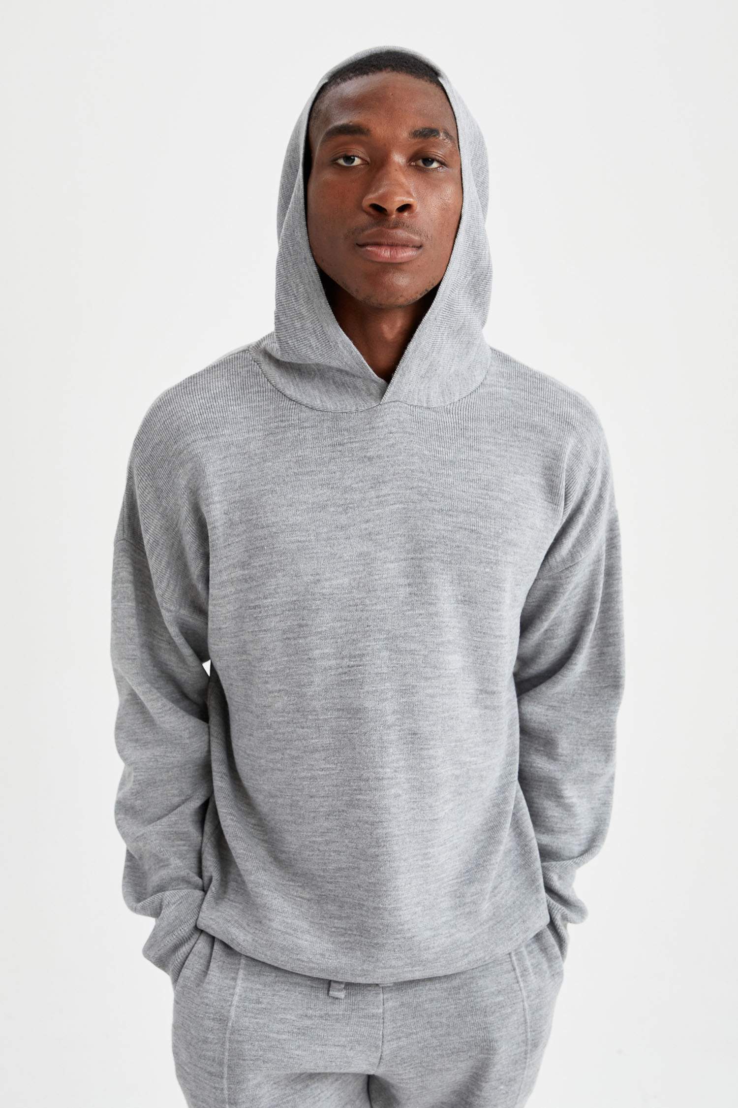 Oversize Fit Kapüşonlu Triko Sweatshirt