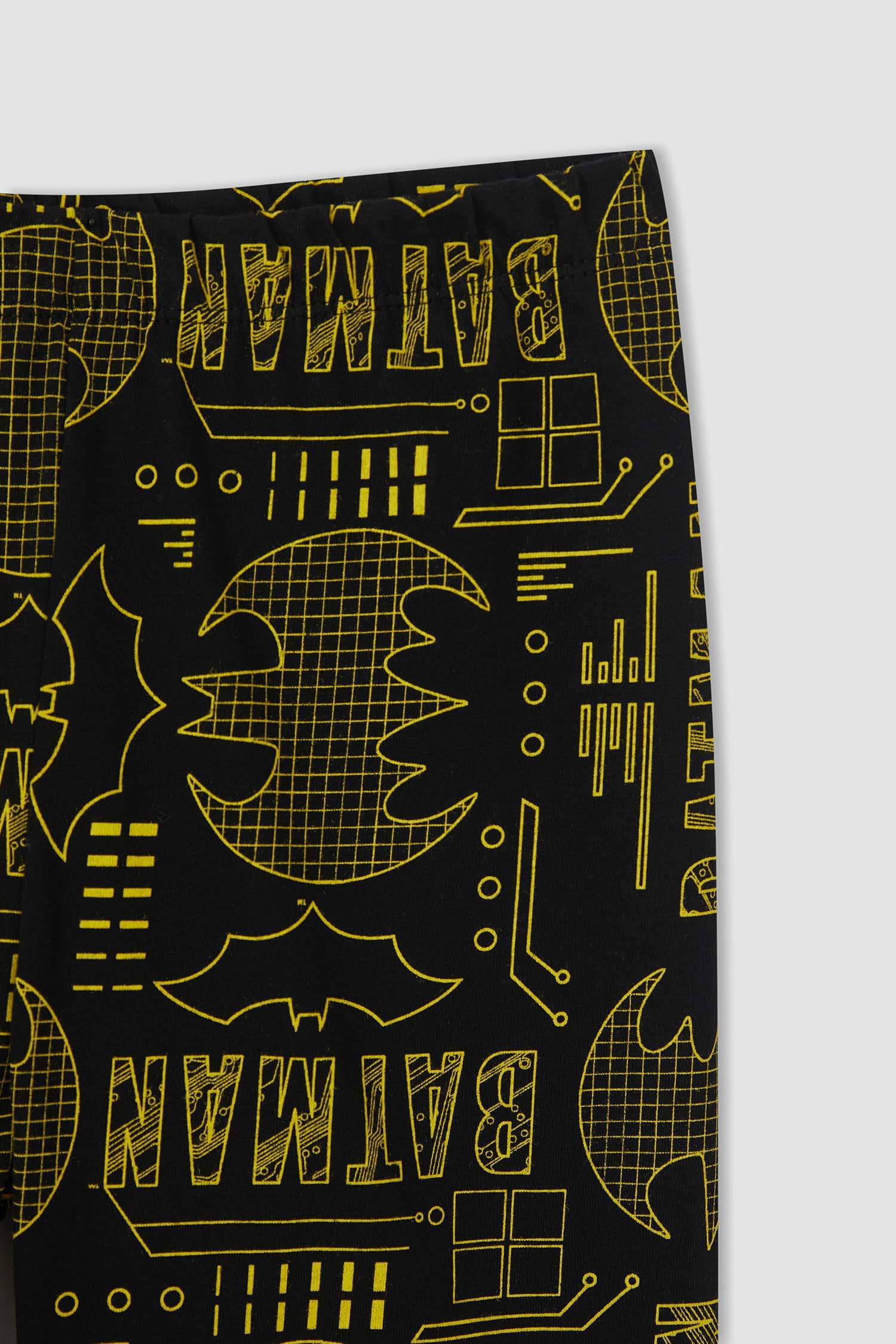 Erkek Çocuk Batman Lisanslı Uzun Kollu Pijama Takımı