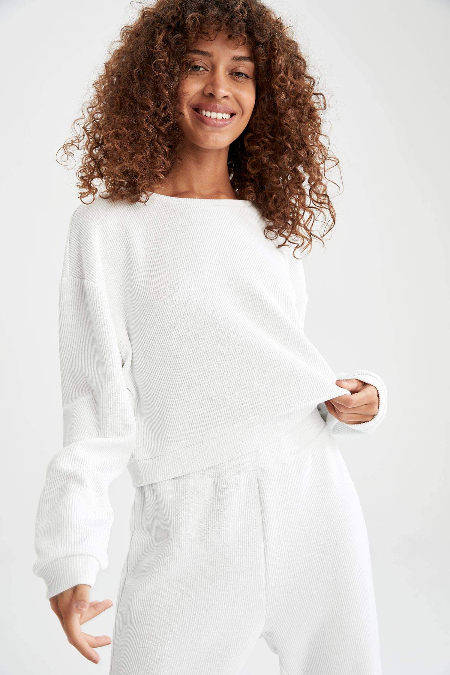 Basic Sweatshirt ve Jogger Eşofman Alt Takımı