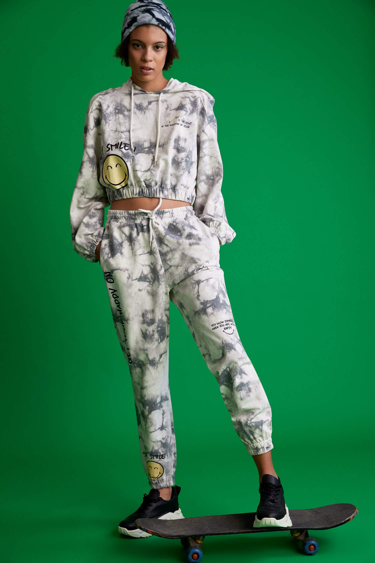 Coool Smiley World Lisanslı Batik Beli Bağcıklı Jogger Eşofman Altı