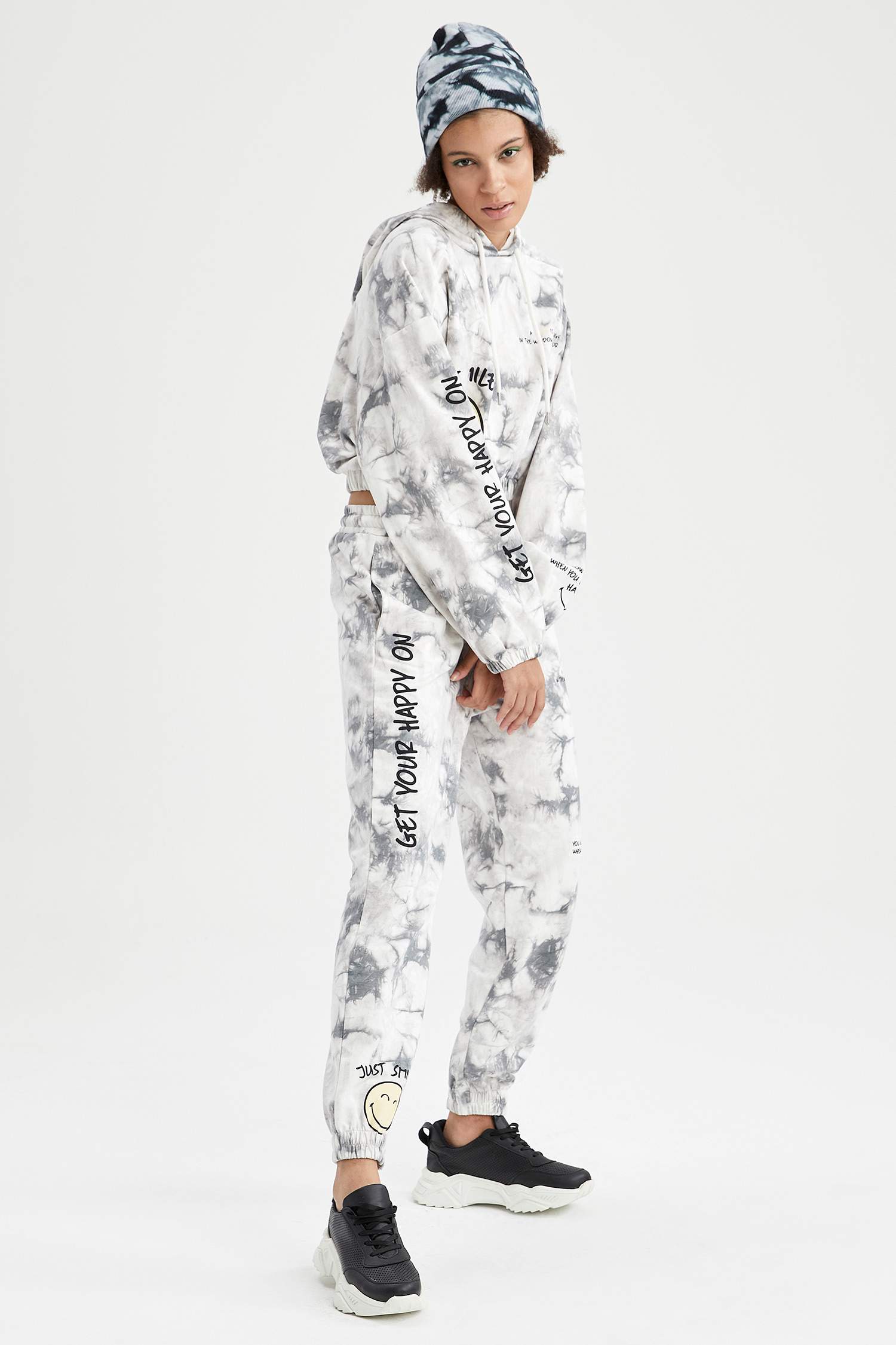 Coool Smiley World Lisanslı Batik Beli Bağcıklı Jogger Eşofman Altı