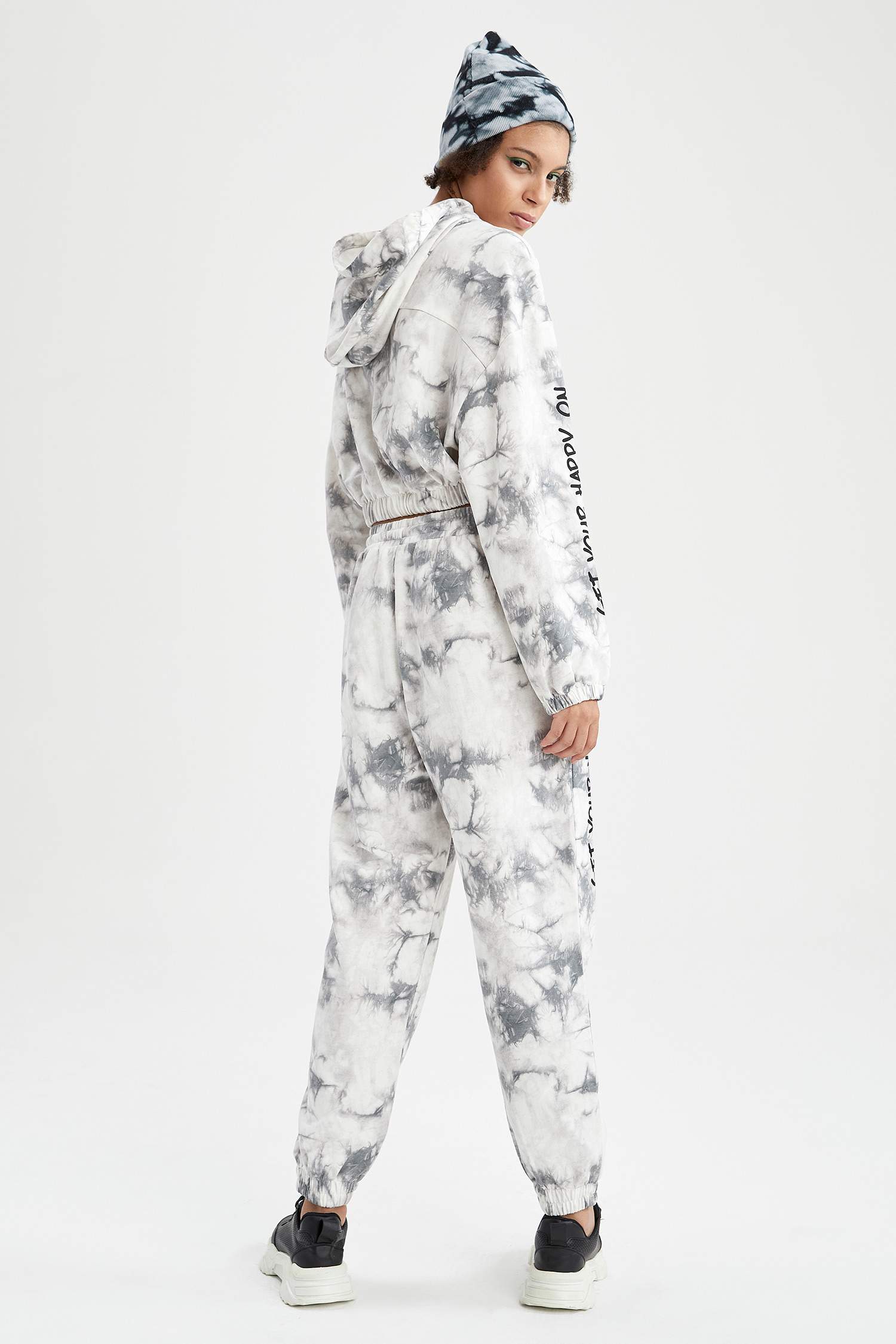 Coool Smiley World Lisanslı Batik Beli Bağcıklı Jogger Eşofman Altı
