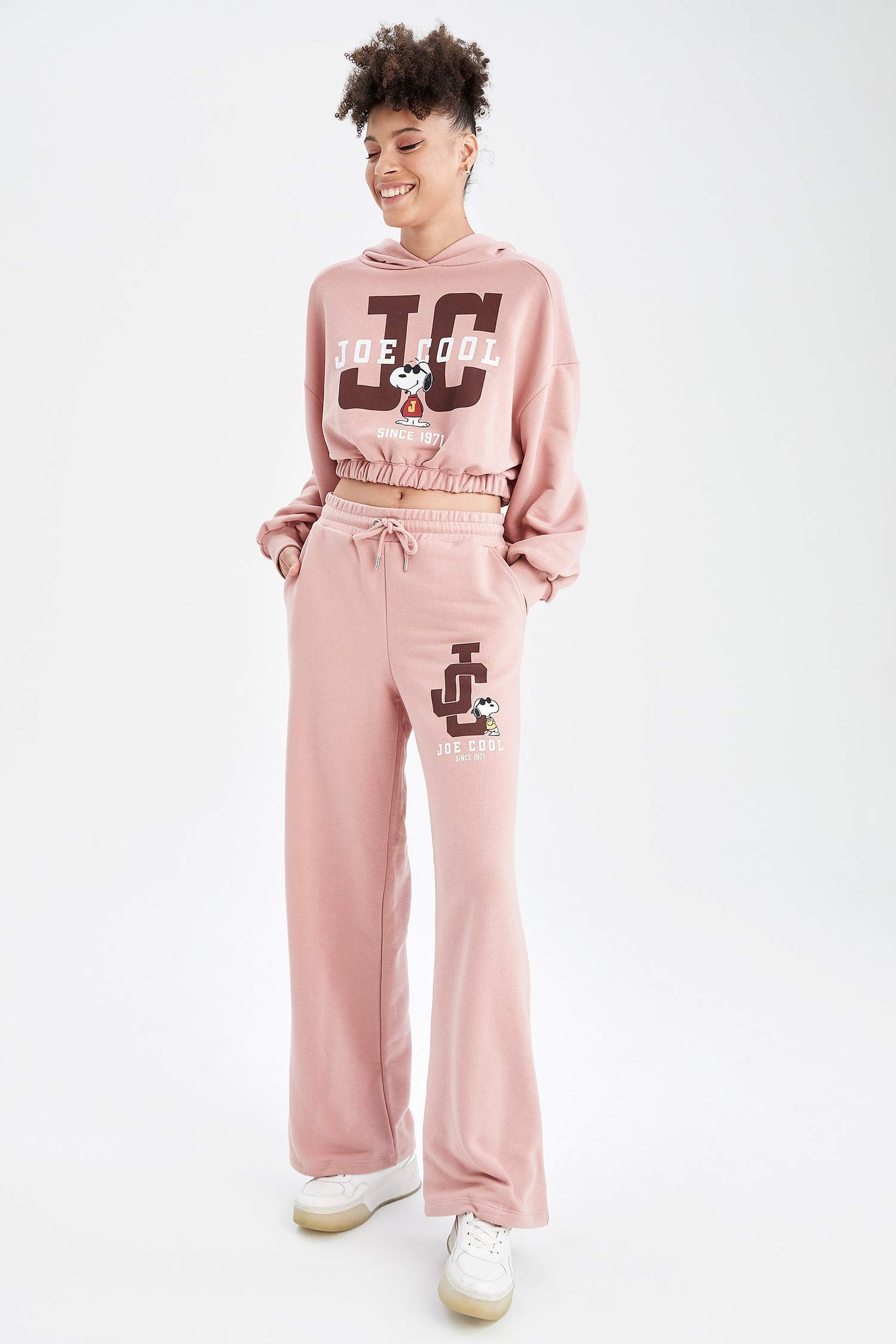 Coool Snoopy Lisanslı Relax Fit Crop Sweatshirt