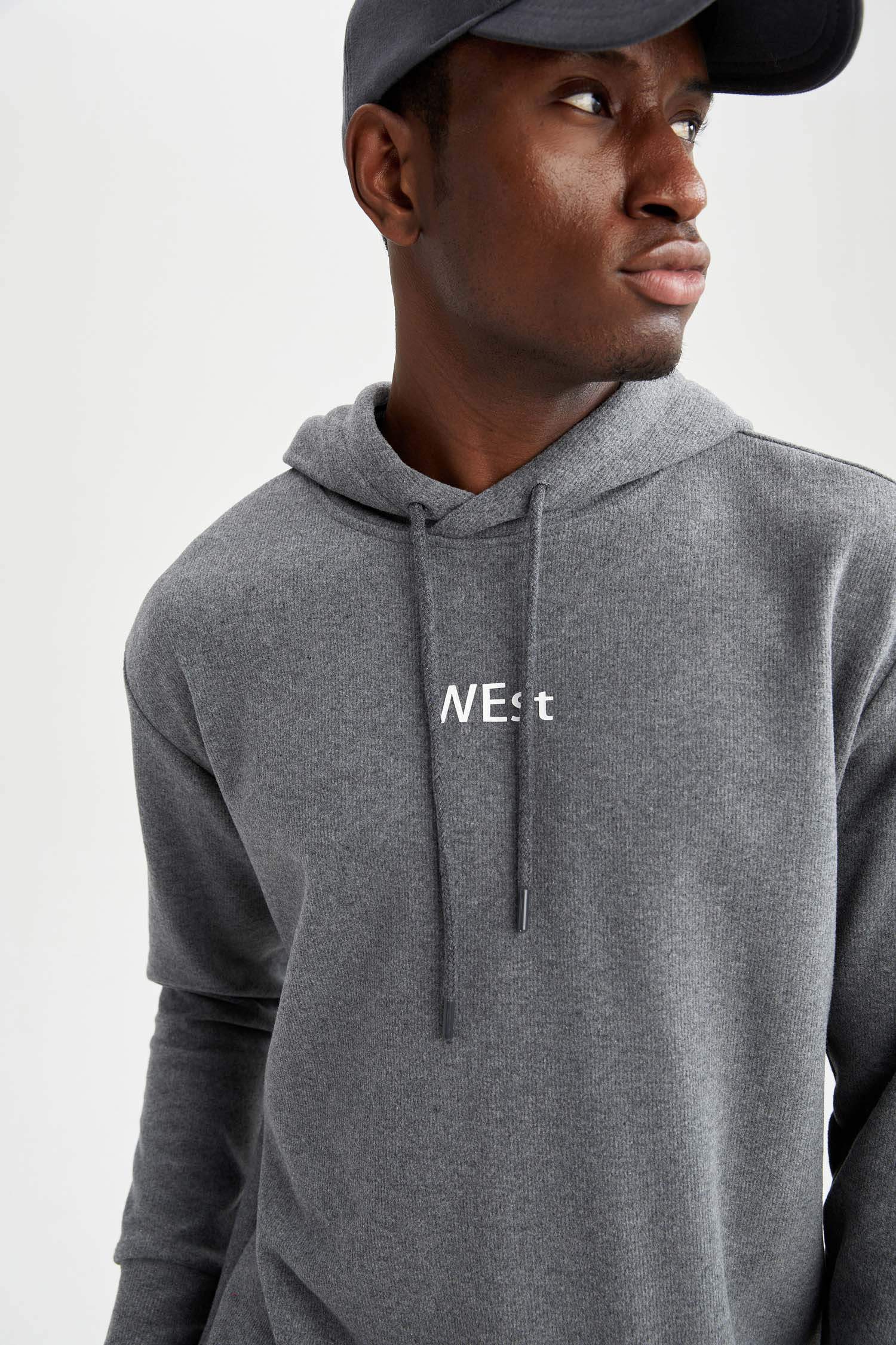 Oversize Fit Kapüşonlu Baskılı Uzun Kollu Sweatshirt