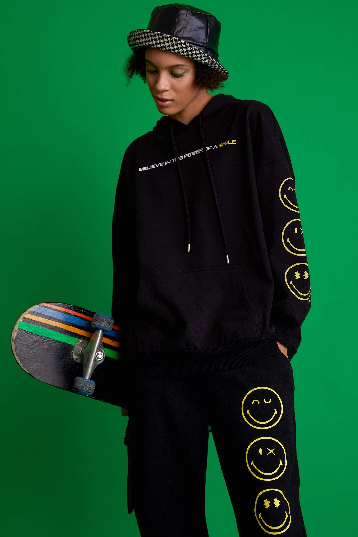 Smiley Lisanslı Oversize Fit Sweatshirt