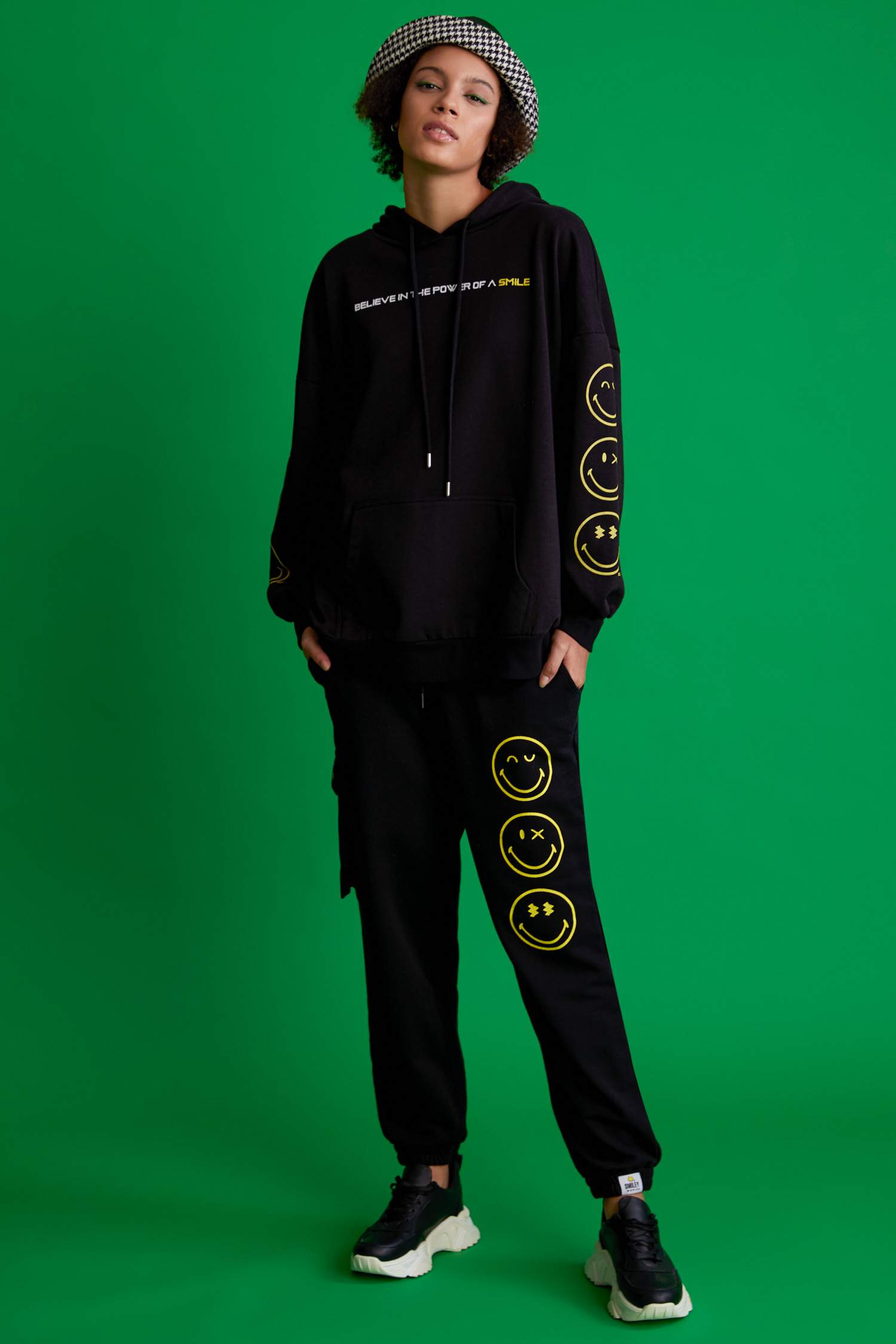 Coool SmileyWorld Lisanslı Beli Bağcıklı Jogger Eşofman Altı