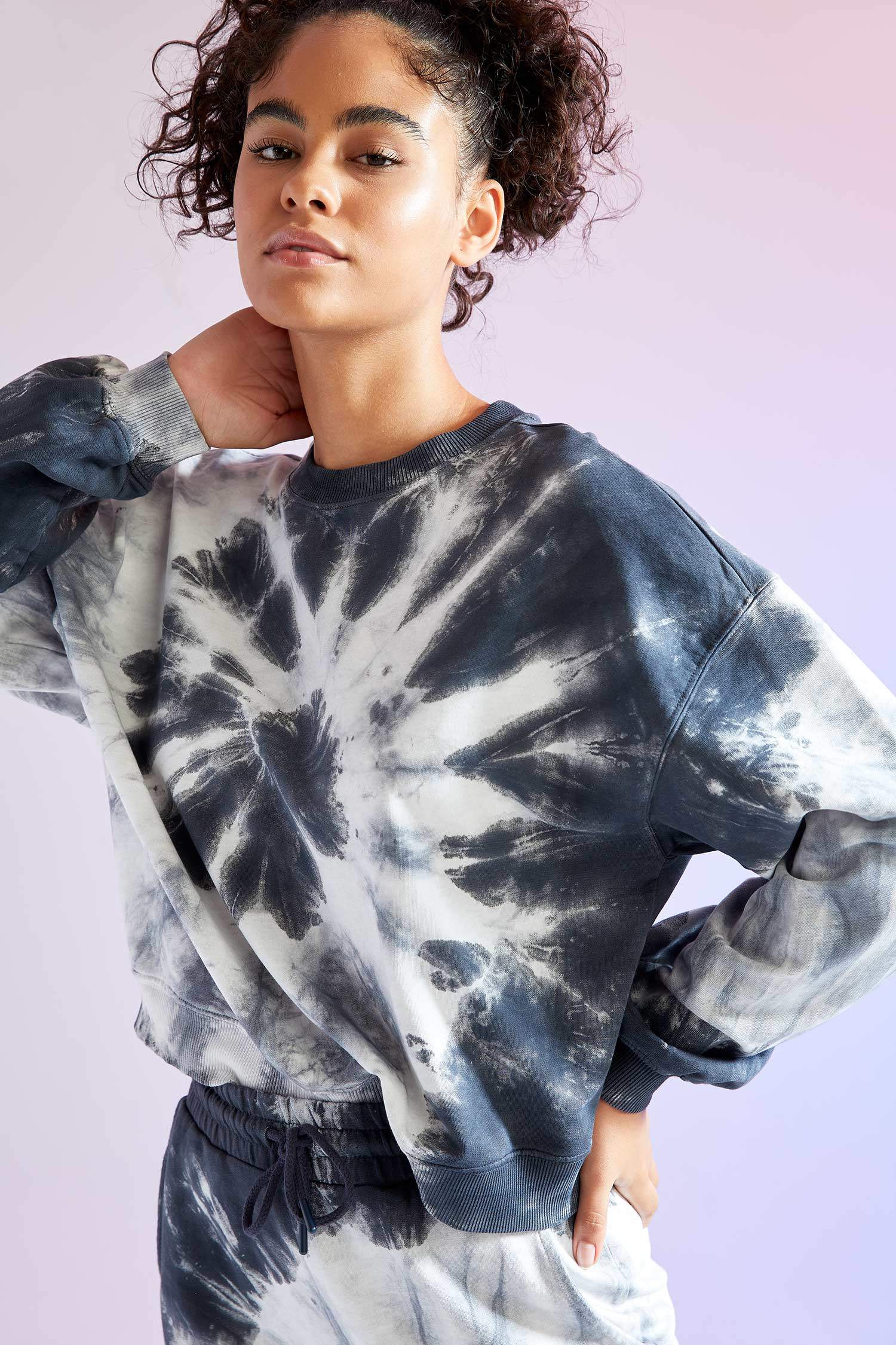 Batik Baskılı Relax Fit Sweatshirt