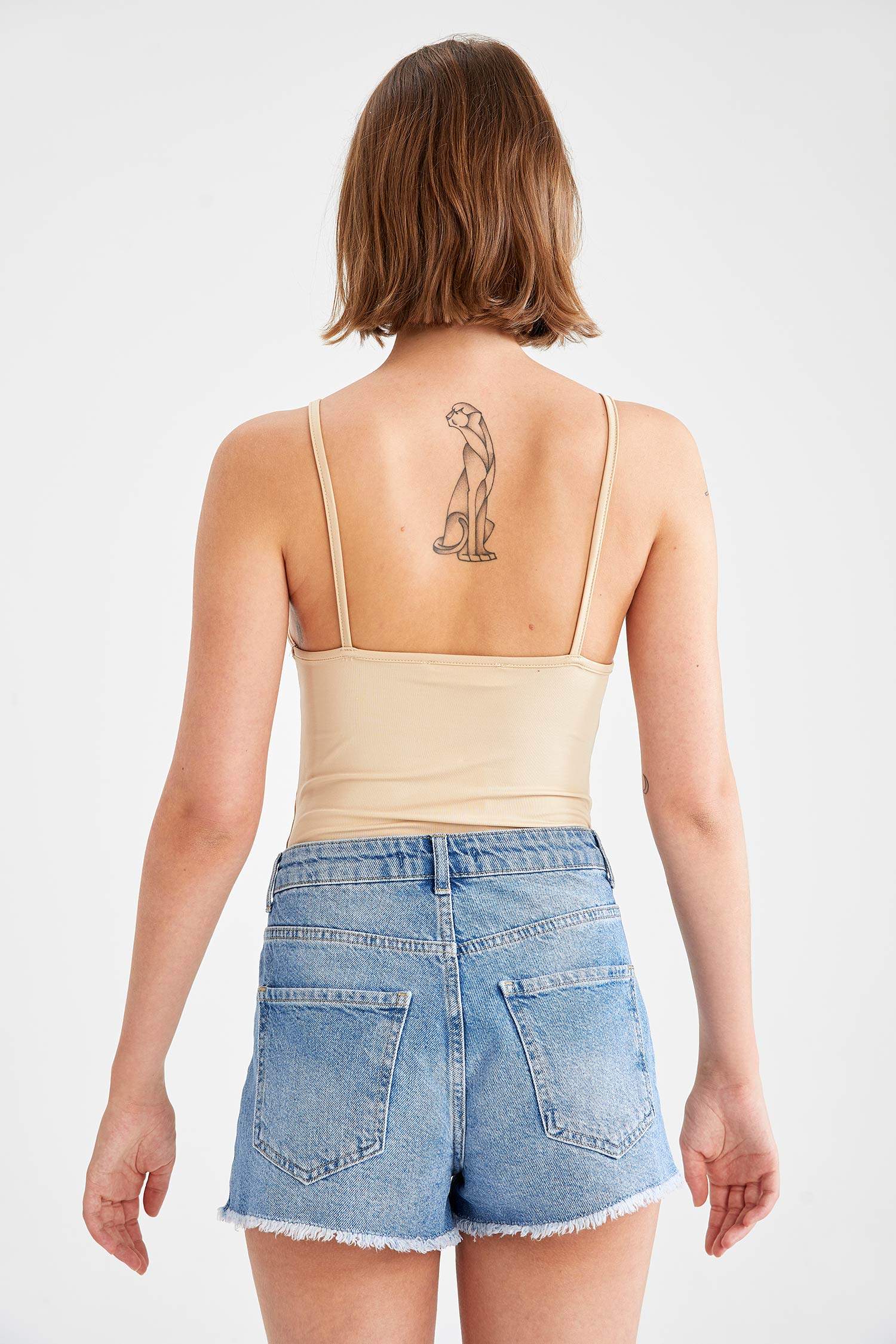 Halter Yaka Slim Fit Çıtçıtlı Body