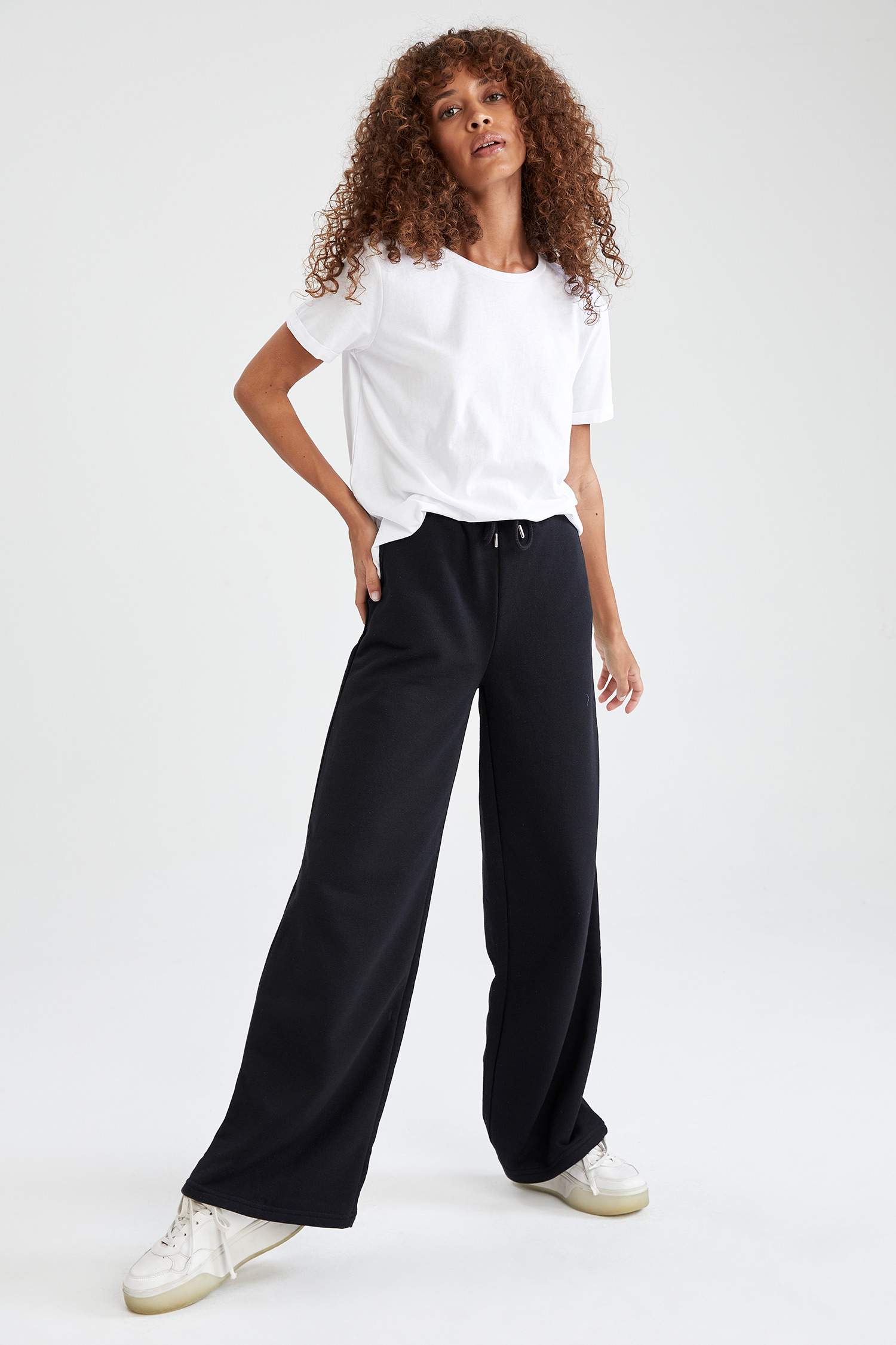 Beli Bağcıklı Oversize Fit Eşofman Altı