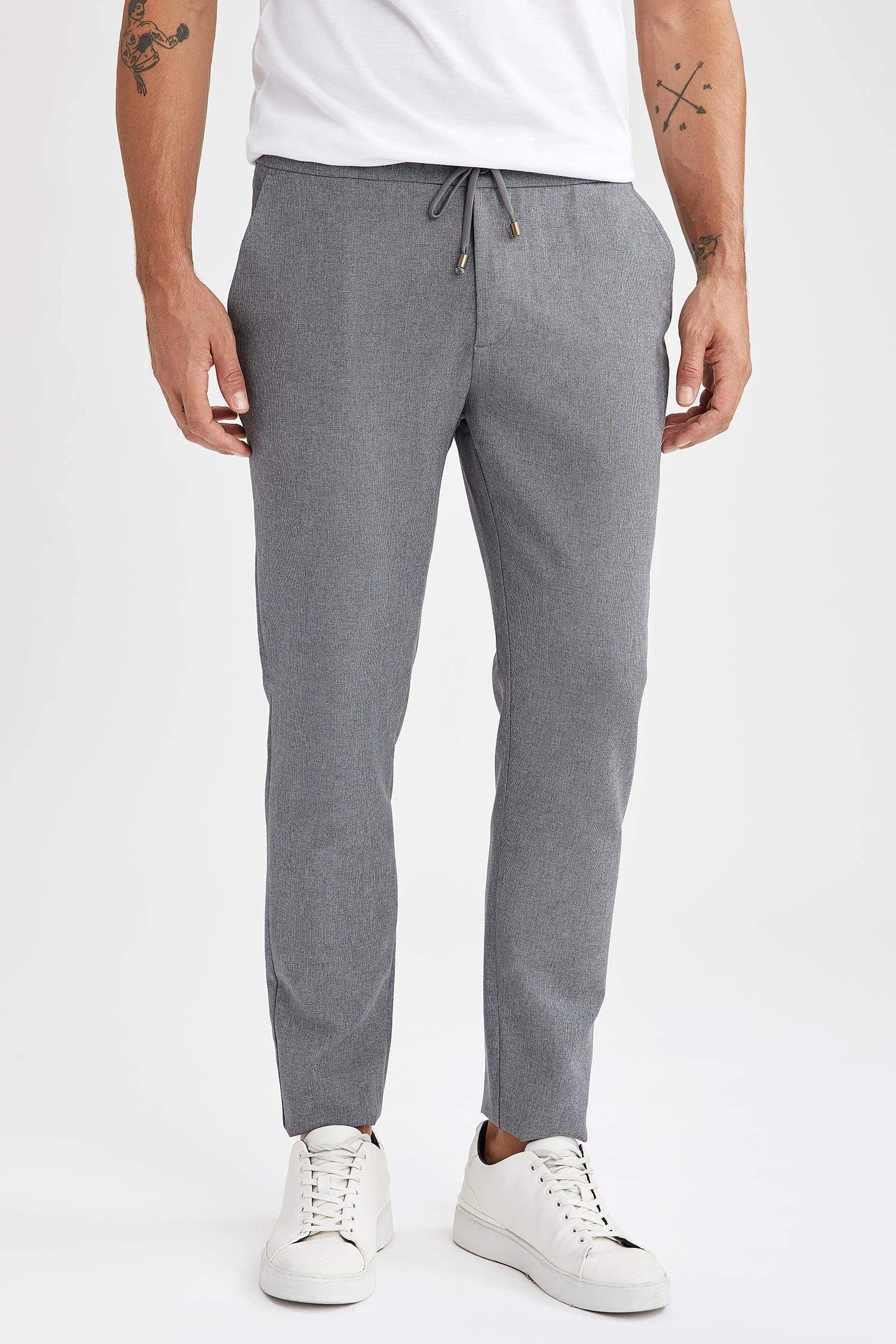 Jogger Fit Beli Bağcıklı Chino Pantolon