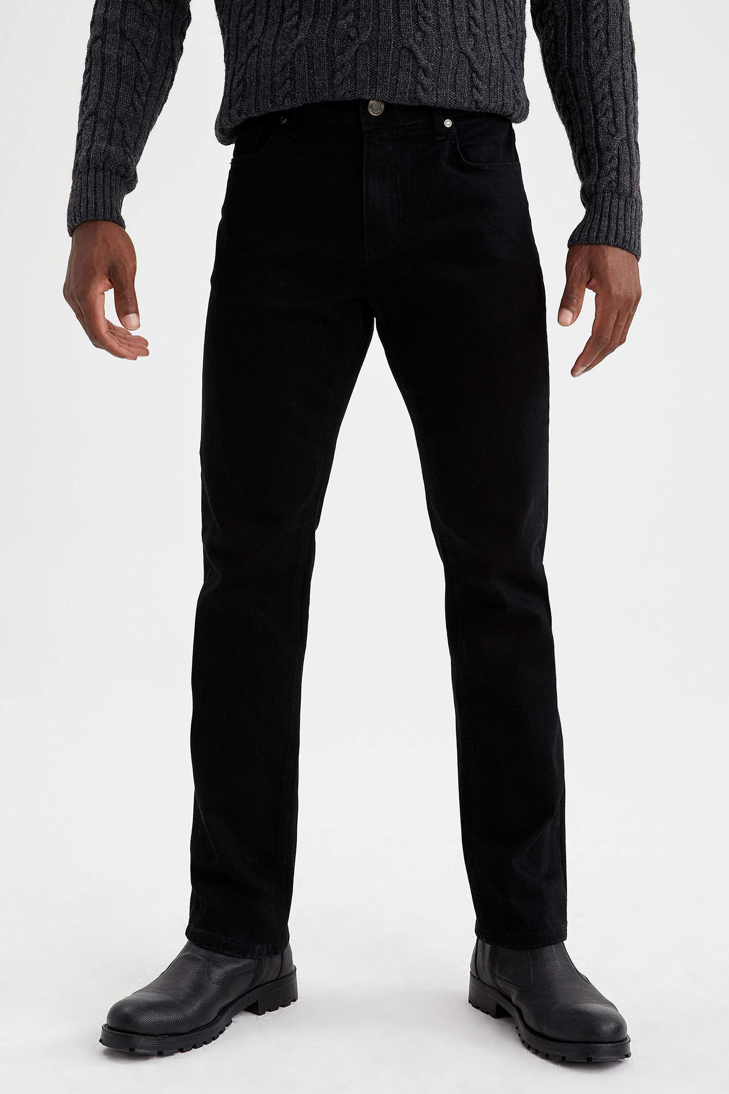 Regular Fit Basic Chino Pantolon