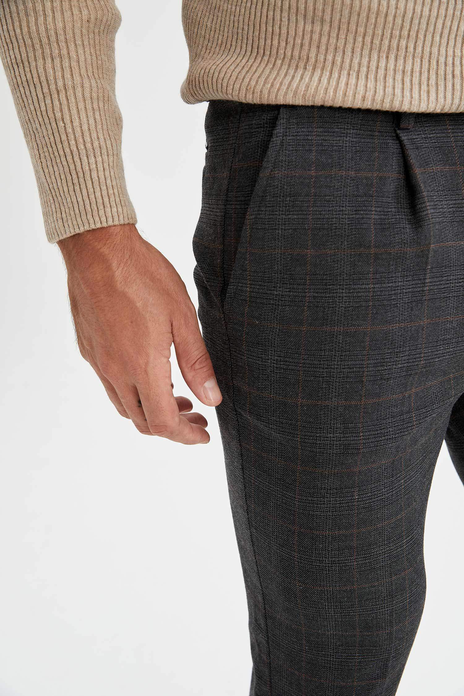 Ekose Desenli Chino Pantolon