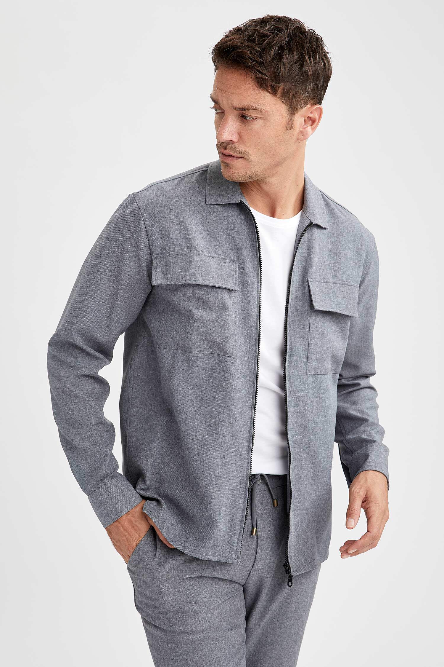 Regular Fit Çift Cepli Fermuarlı Uzun Kollu Gömlek Ceket