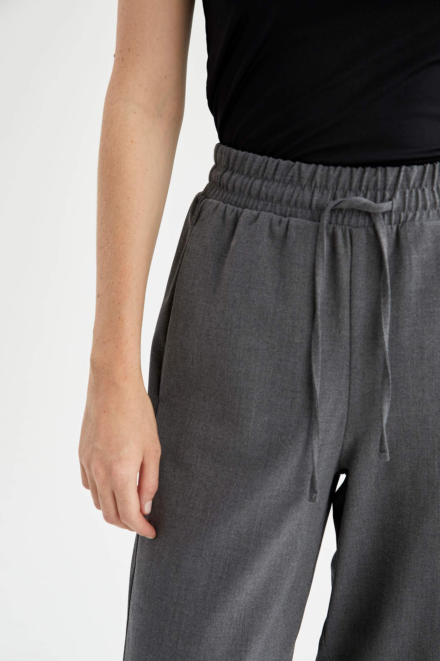 Renk Bloklu Beli Bağcıklı Yüksek Bel Geniş Paça Pantolon