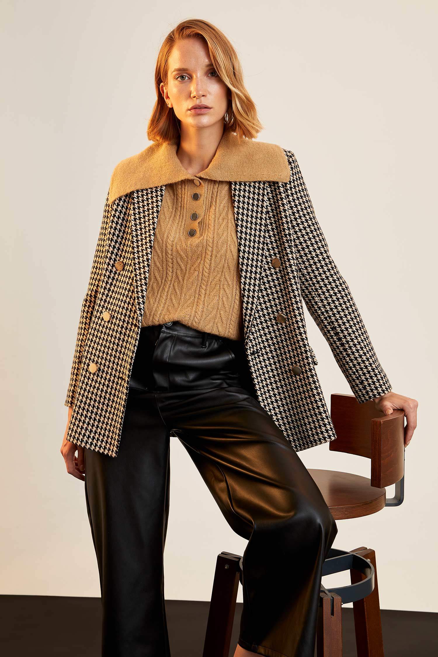 Oversize Fit Kaz Ayağı Desenli Dokulu Tuvit Blazer Ceket