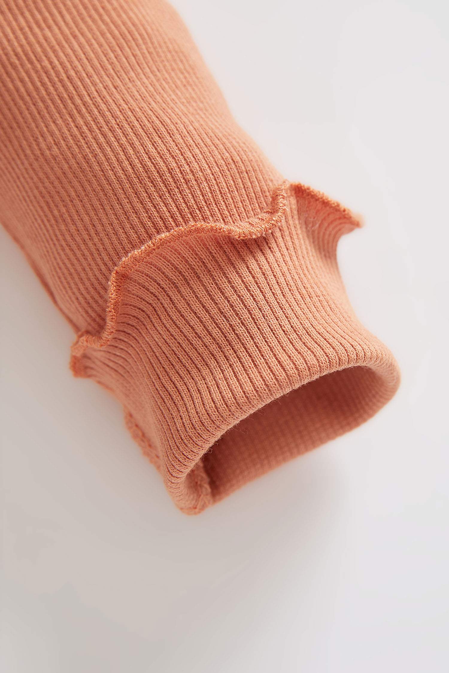Kız Bebek Çiçek Desenli Fitilli Esnek Dokulu Uzun Kollu Pijama Takımı
