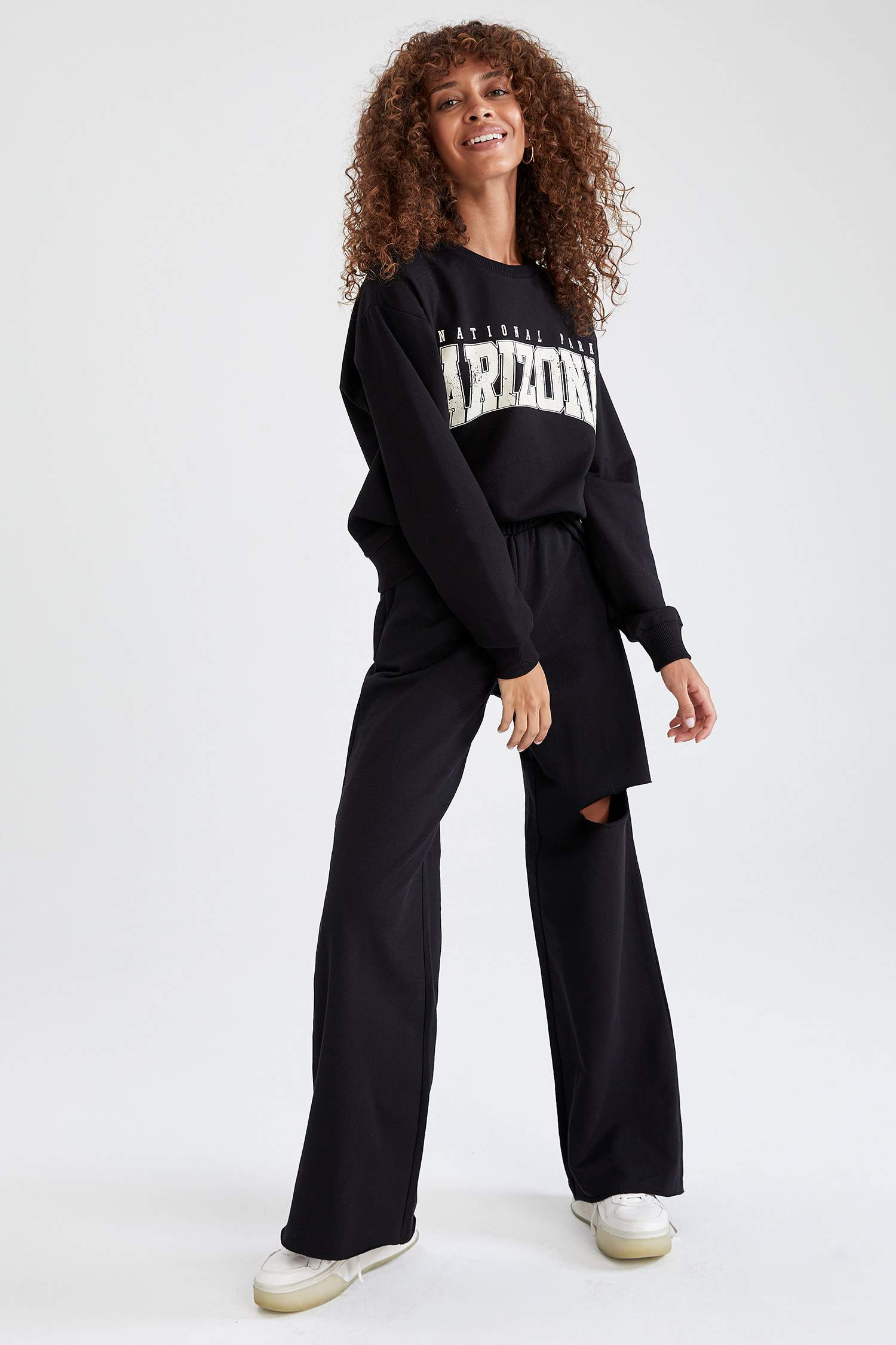 Kolej Baskılı Relax Fit Sweatshirt