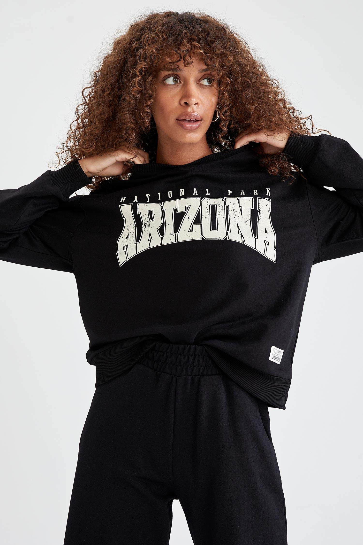 Kolej Baskılı Relax Fit Sweatshirt