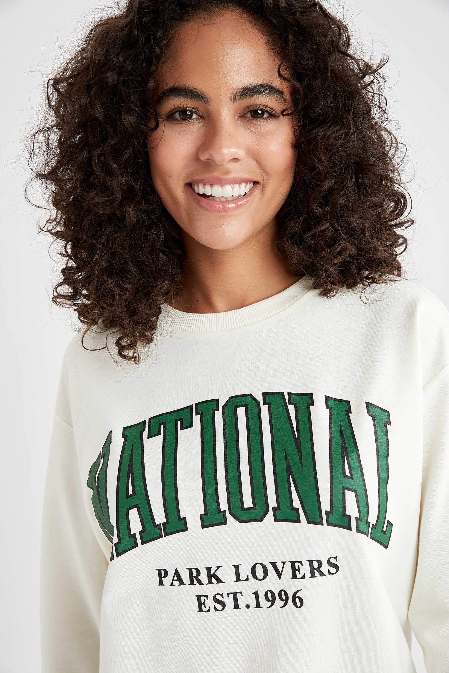 Kolej Baskılı Bisiklet Yaka Regular Fit Sweatshirt