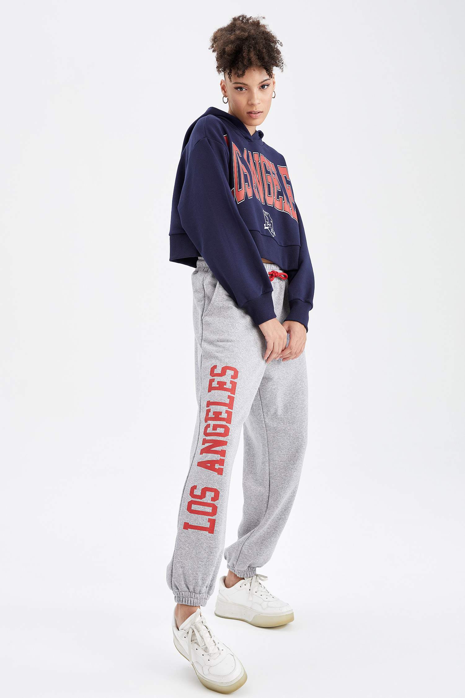 Coool Kolej Desenli Kapüşonlu Oversize Fit Crop Sweatshirt