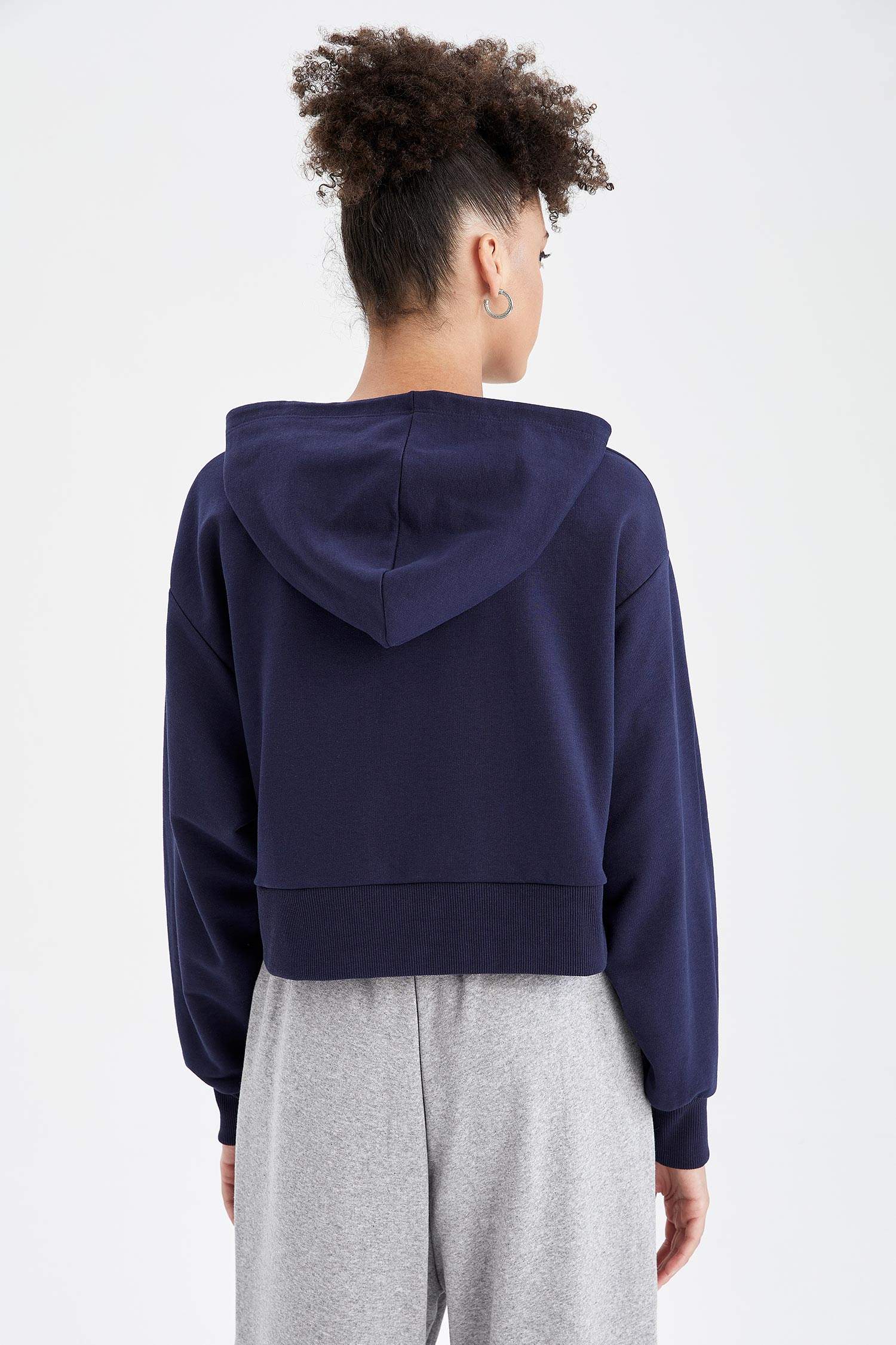 Coool Kolej Desenli Kapüşonlu Oversize Fit Crop Sweatshirt