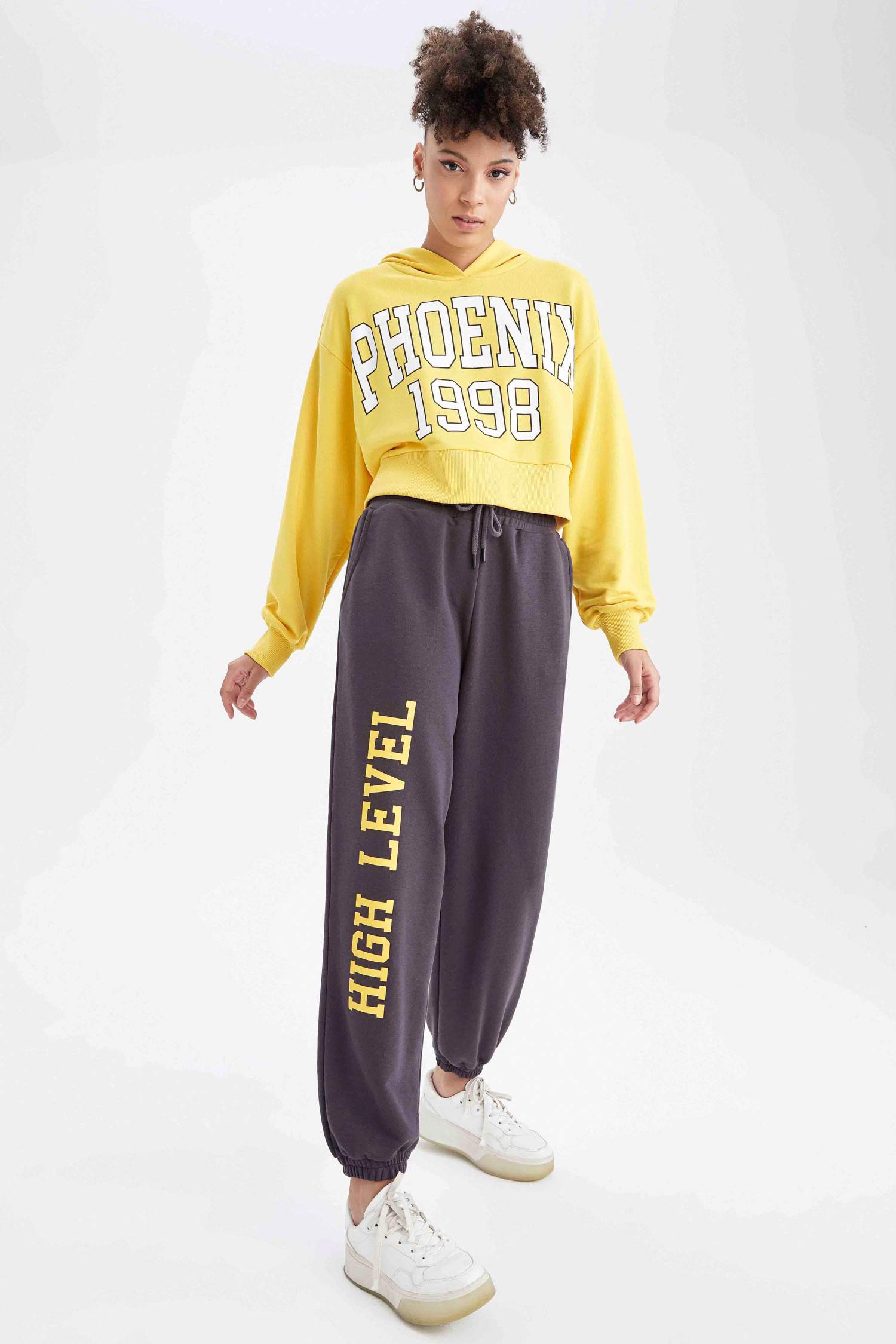 Coool Kolej Baskılı Oversize Fit Kapüşonlu Crop Sweatshirt