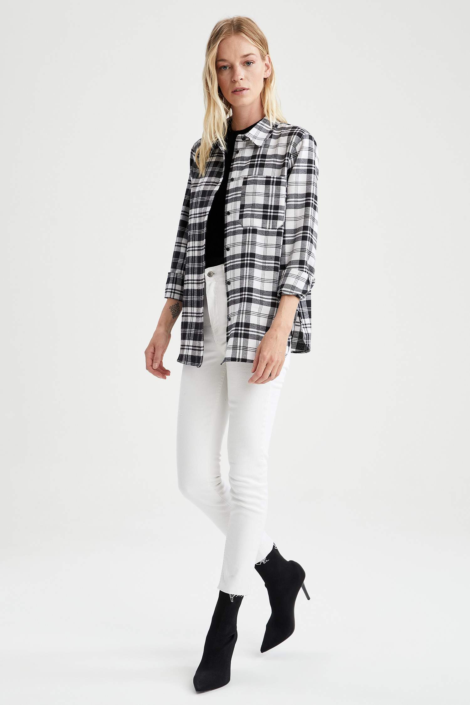 Retro Ekoseli Relax Fit Cep Detaylı Flanel Gömlek
