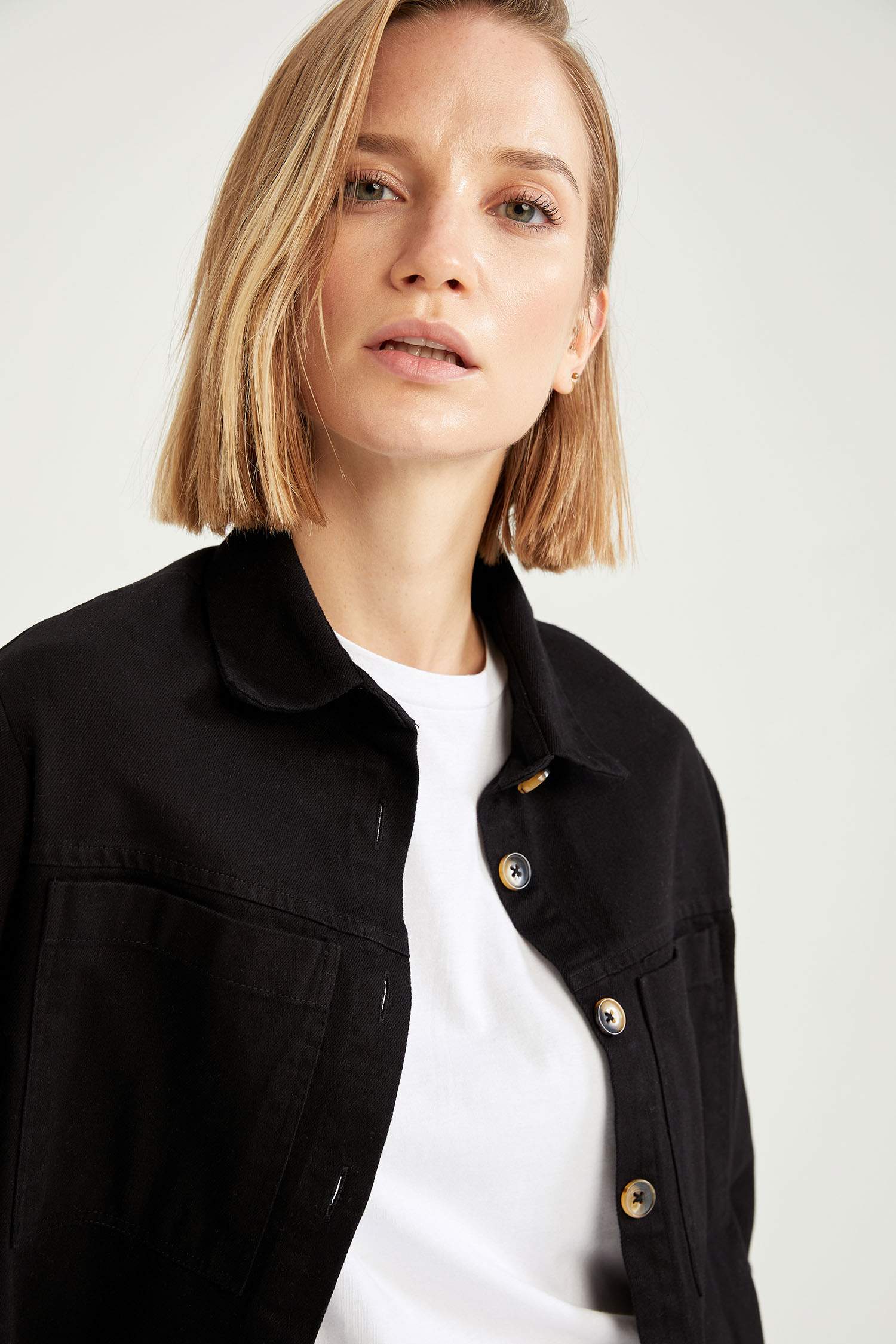 Çift Cepli Oversize Fit Gabardin Gömlek