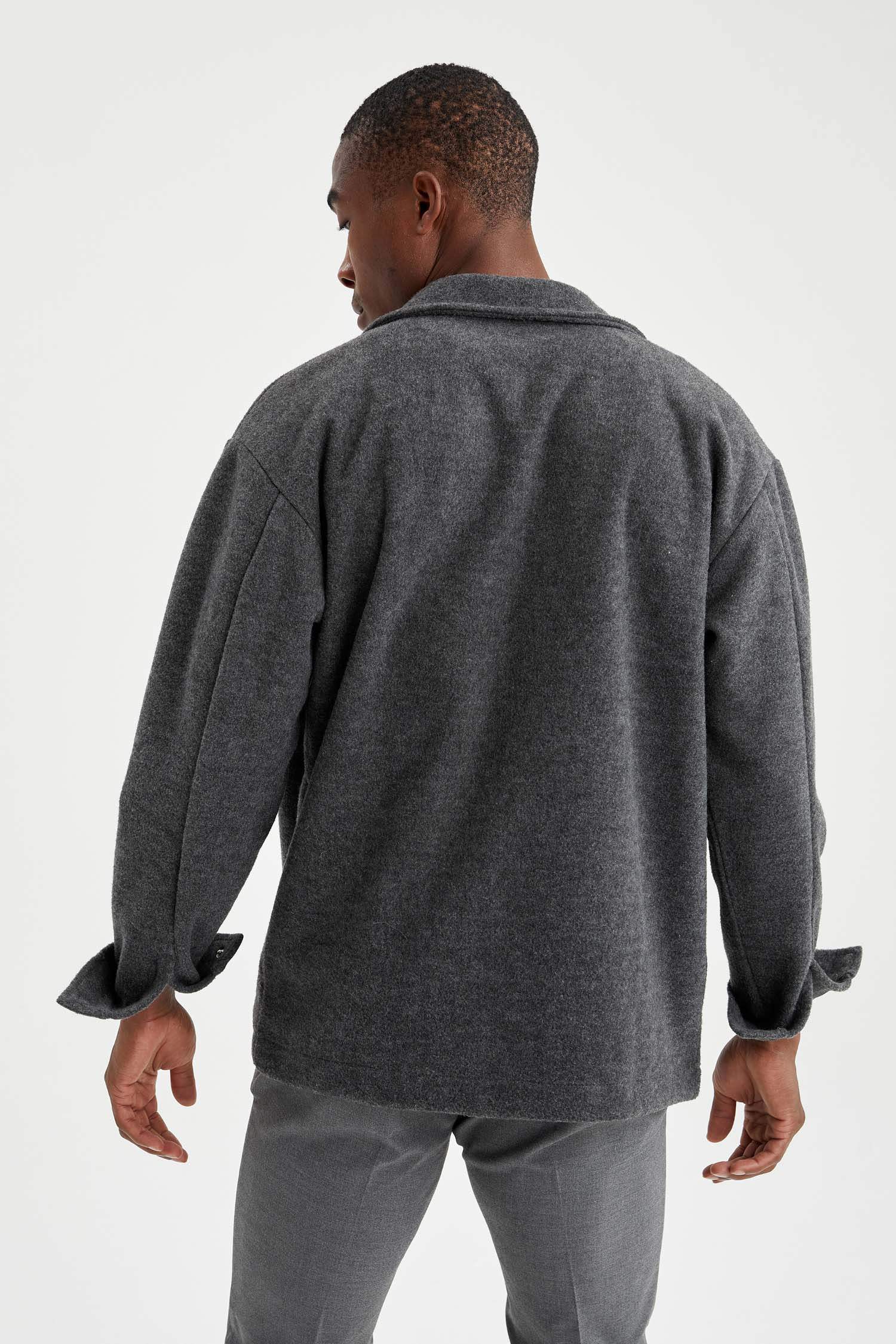 Modern Fit Gömlek Yaka Keçe Görünümlü Mont