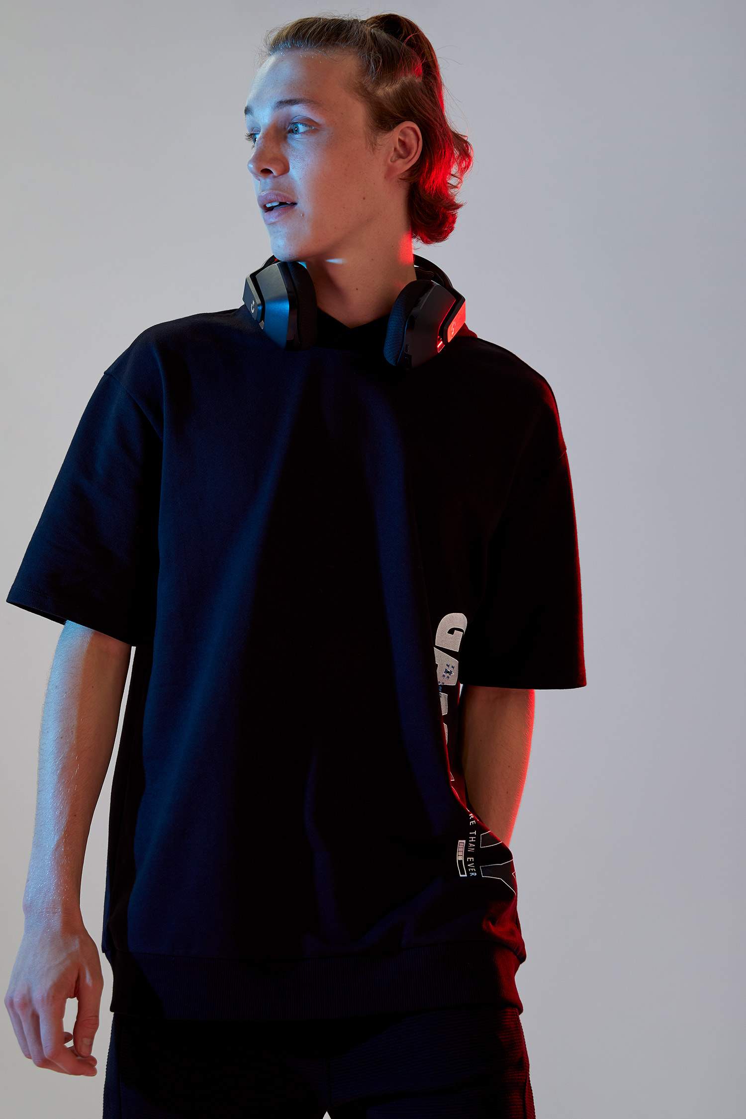 Oversize Fit Baskılı Kapüşonlu Kısa Kollu Pamuklu Sweatshirt