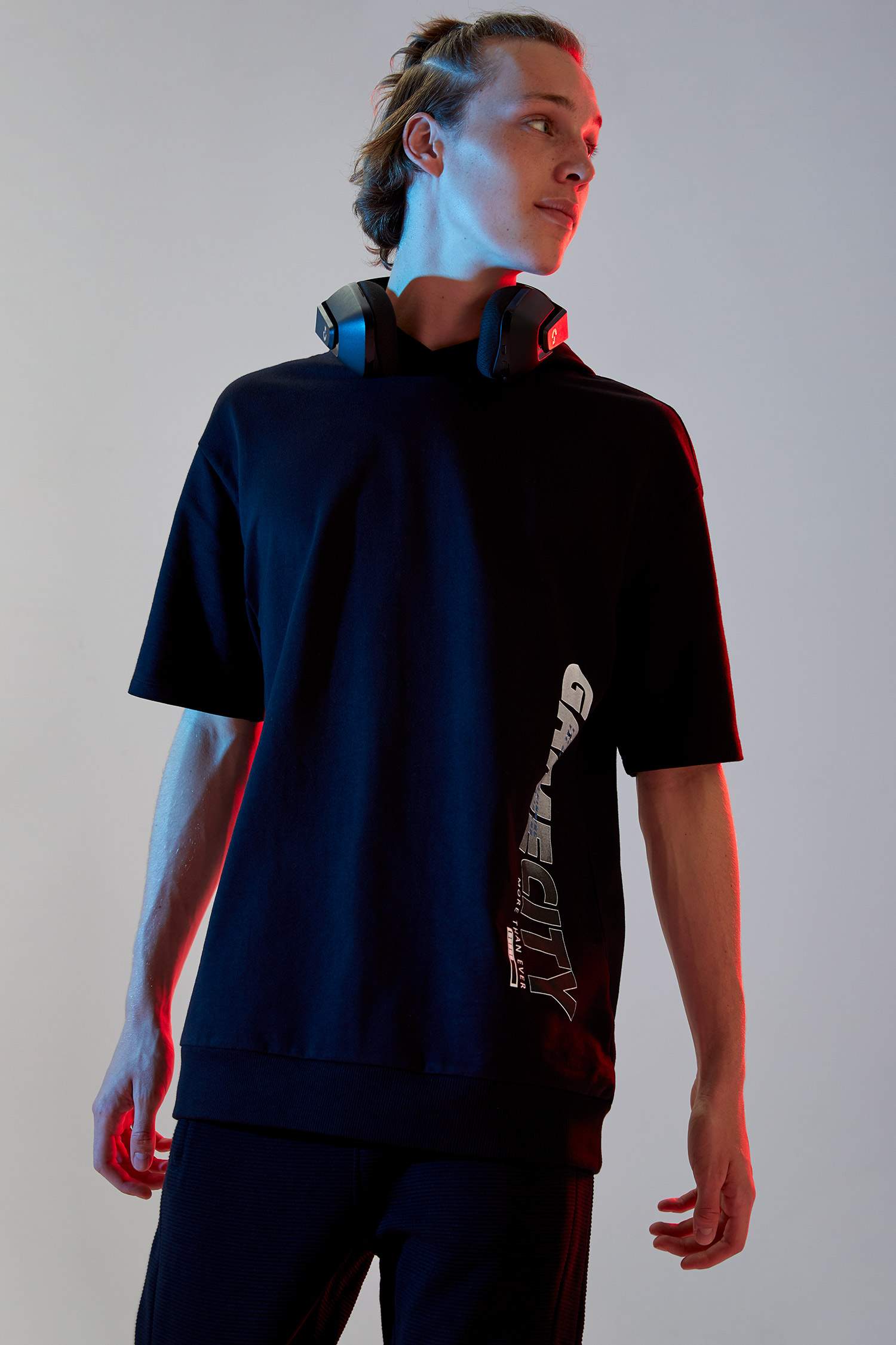 Oversize Fit Baskılı Kapüşonlu Kısa Kollu Pamuklu Sweatshirt