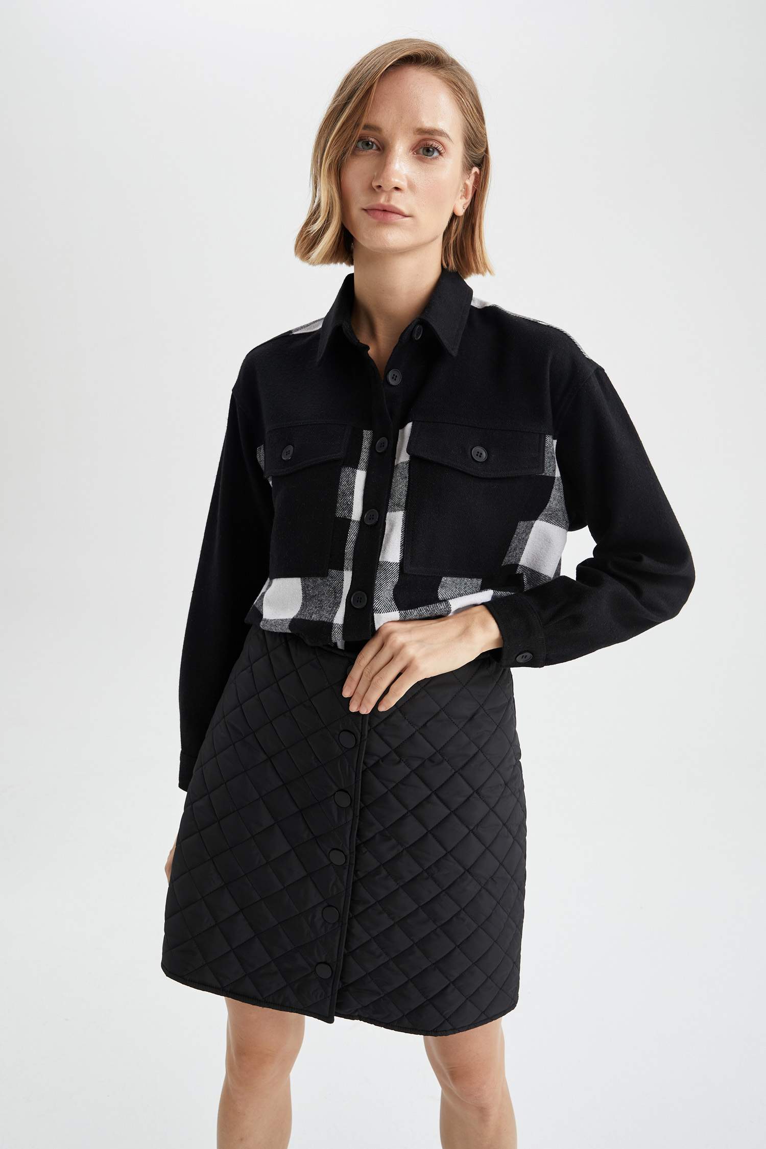 Oversize Fit Cep Detaylı Kareli Uzun Kollu Gömlek