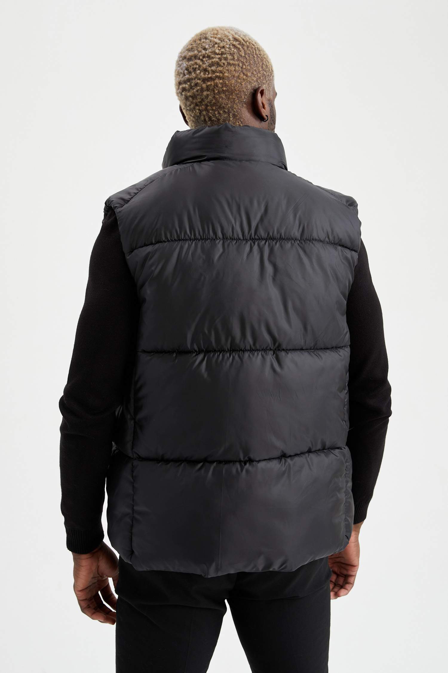 Slim Fit Dik Yaka Şişme Yelek
