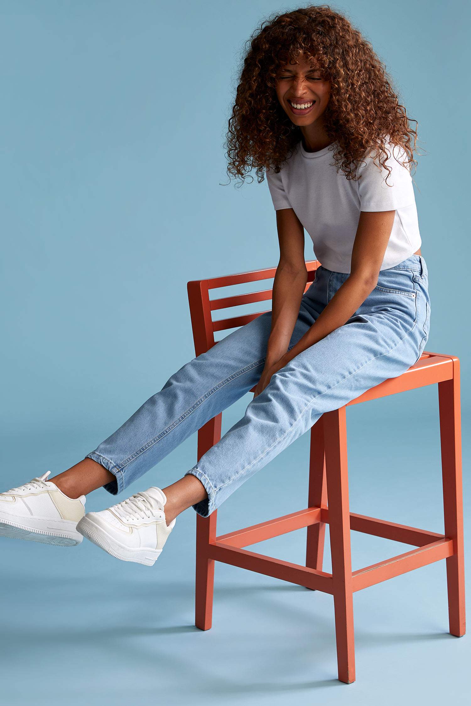 Lina Mom Fit Yıkamalı Jean Pantolon