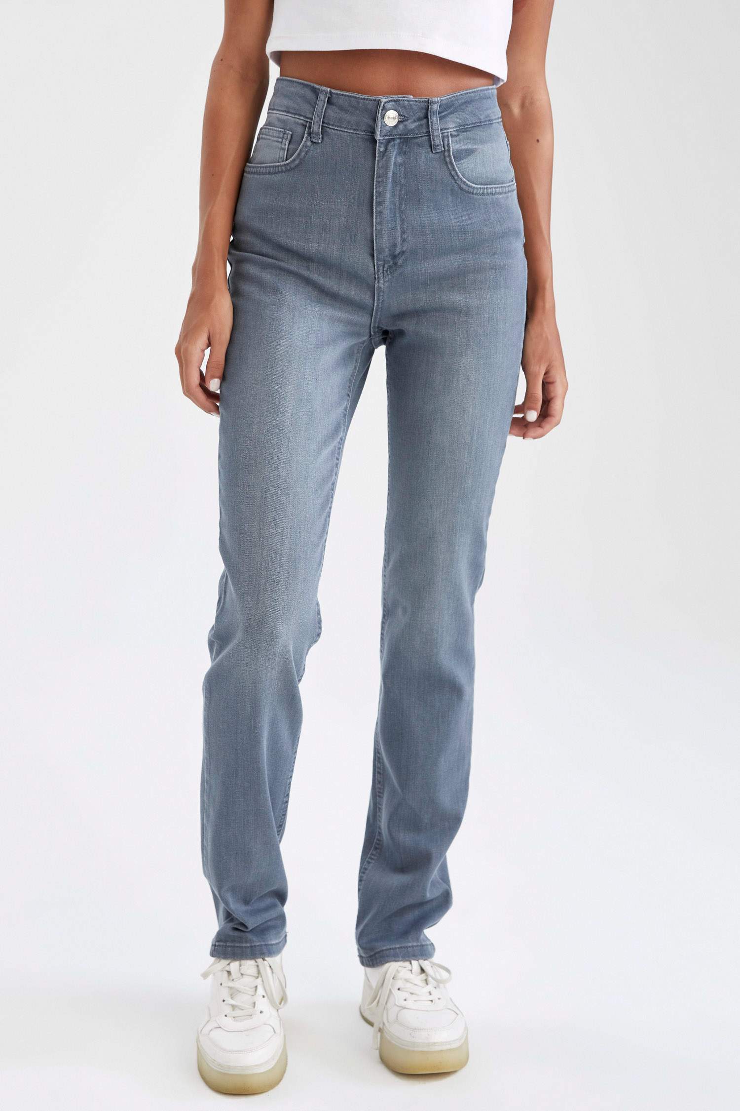 Slim Fit Yüksek Bel Yıkamalı Jean Pantolon