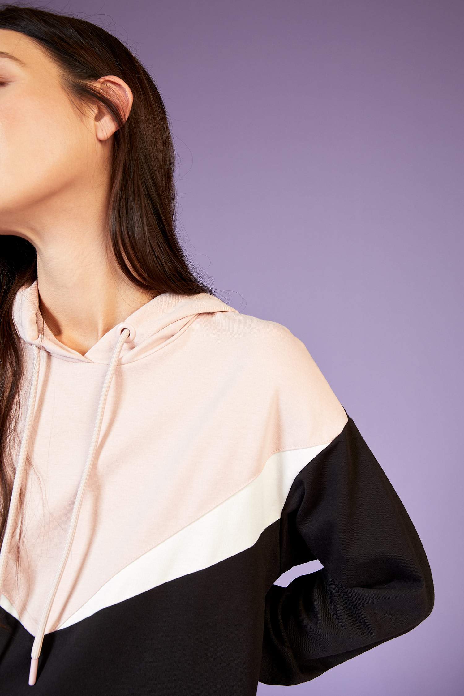 Renk Bloklu Kapüşonlu Relax Fit İçi Yumuşak Tüylü Uzun Sweat Tunik