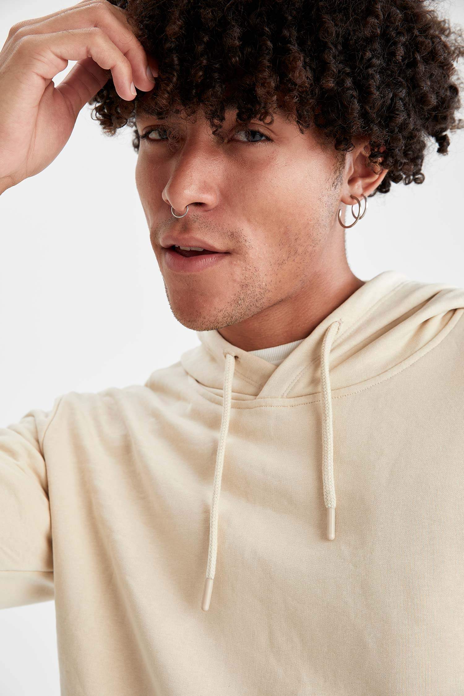 Regular Fit Kapüşonlu Uzun Kollu Pamuklu Sweatshirt