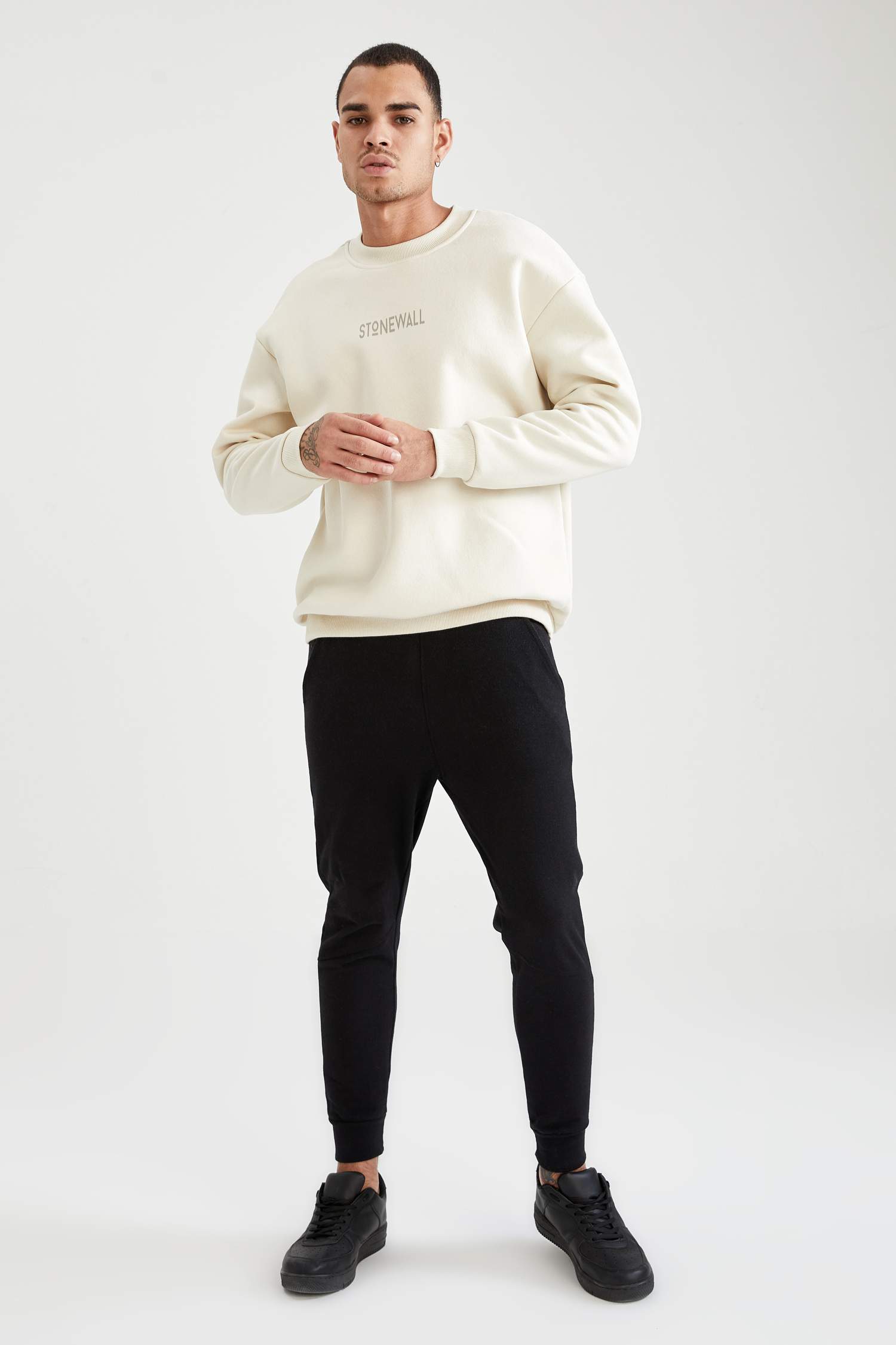 Boxy Fit Bisiklet Yaka Baskılı İçi Yumuşak Tüylü Sweatshirt